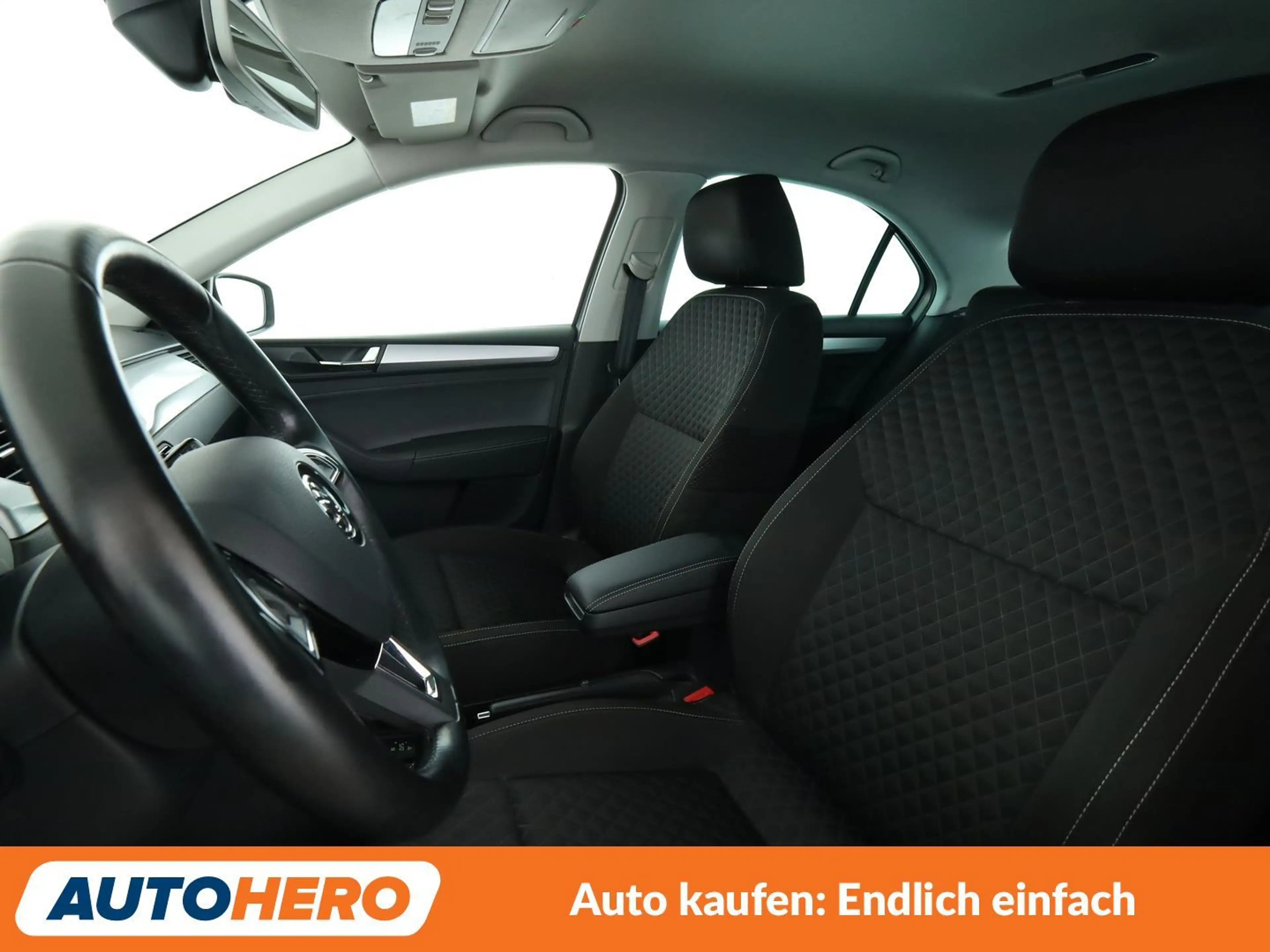 Skoda Rapid/Spaceback 1.0 TSI Drive Aut.*NAV*TEMPO*PDC*SHZ*KLIMA* — photo 10