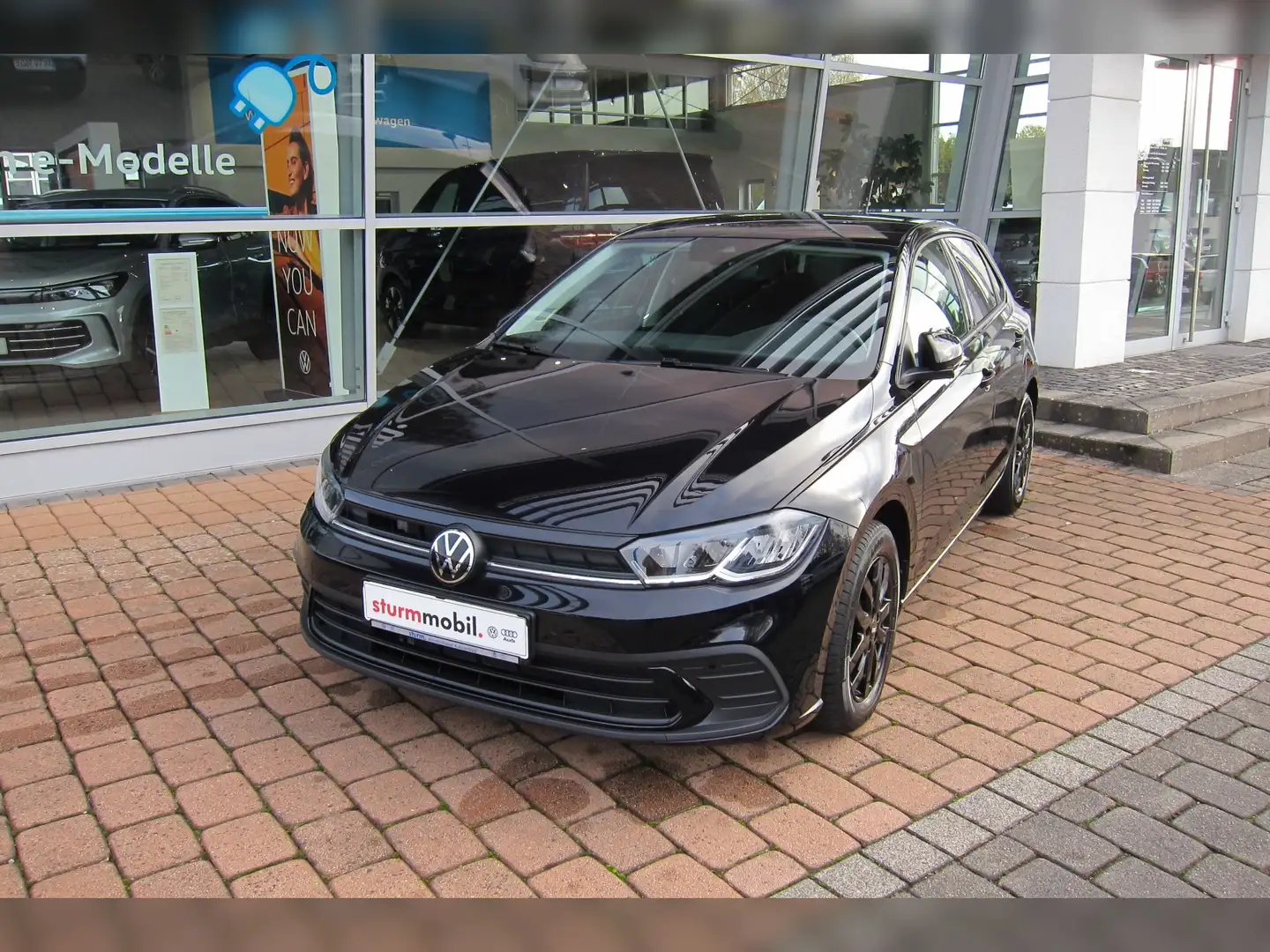 Volkswagen Polo 1.0 TSI DSG Life *Klimaautomatik,LED,Alu* Schwarz - 2