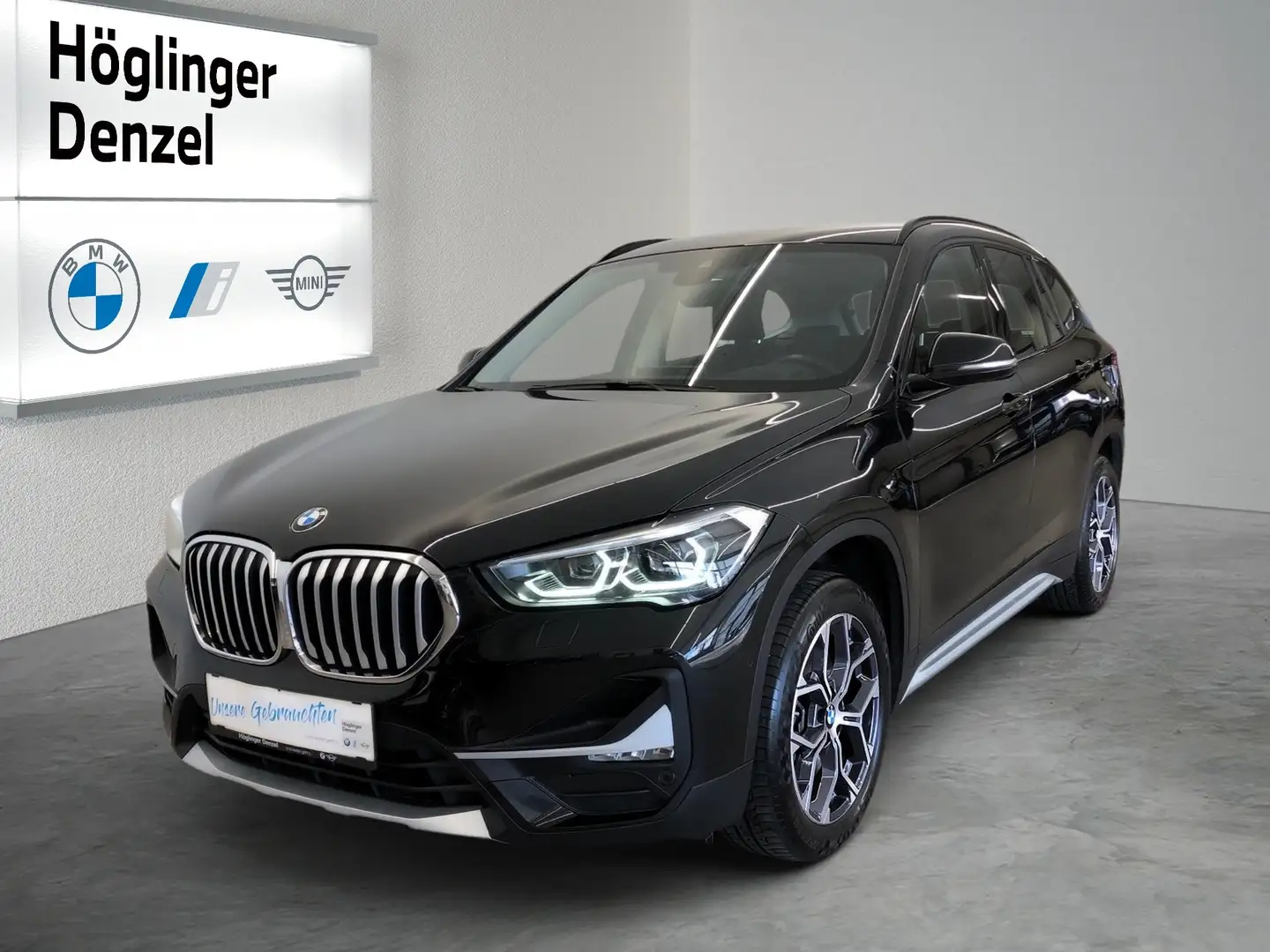 BMW X1 xDrive20d Schwarz - 1