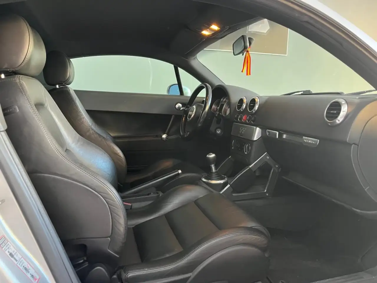 Audi TT Coupé 1.8T quattro 225, foto 11