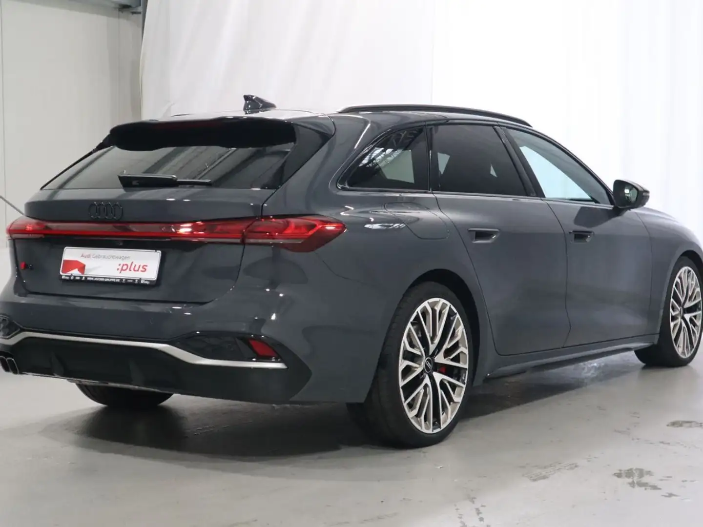 Audi A5 Avant 2.0 TDI quattro Str. "EDITION ONE" SLINE B&O Gris - 2