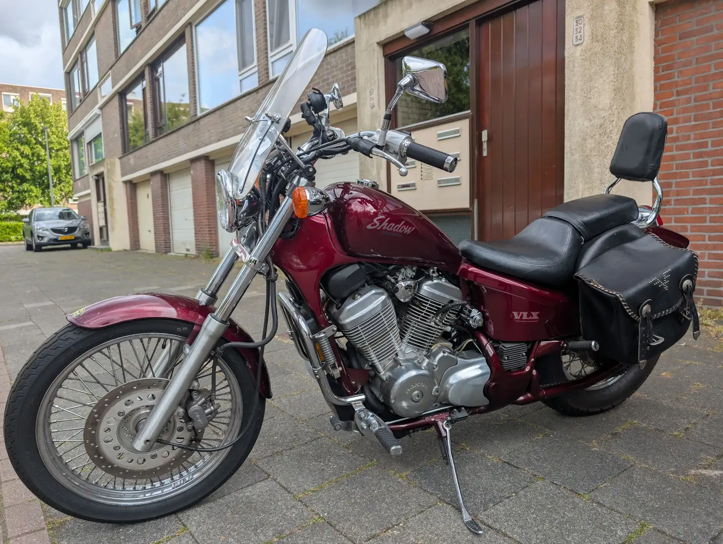 Honda Shadow 600 Roşu - 2