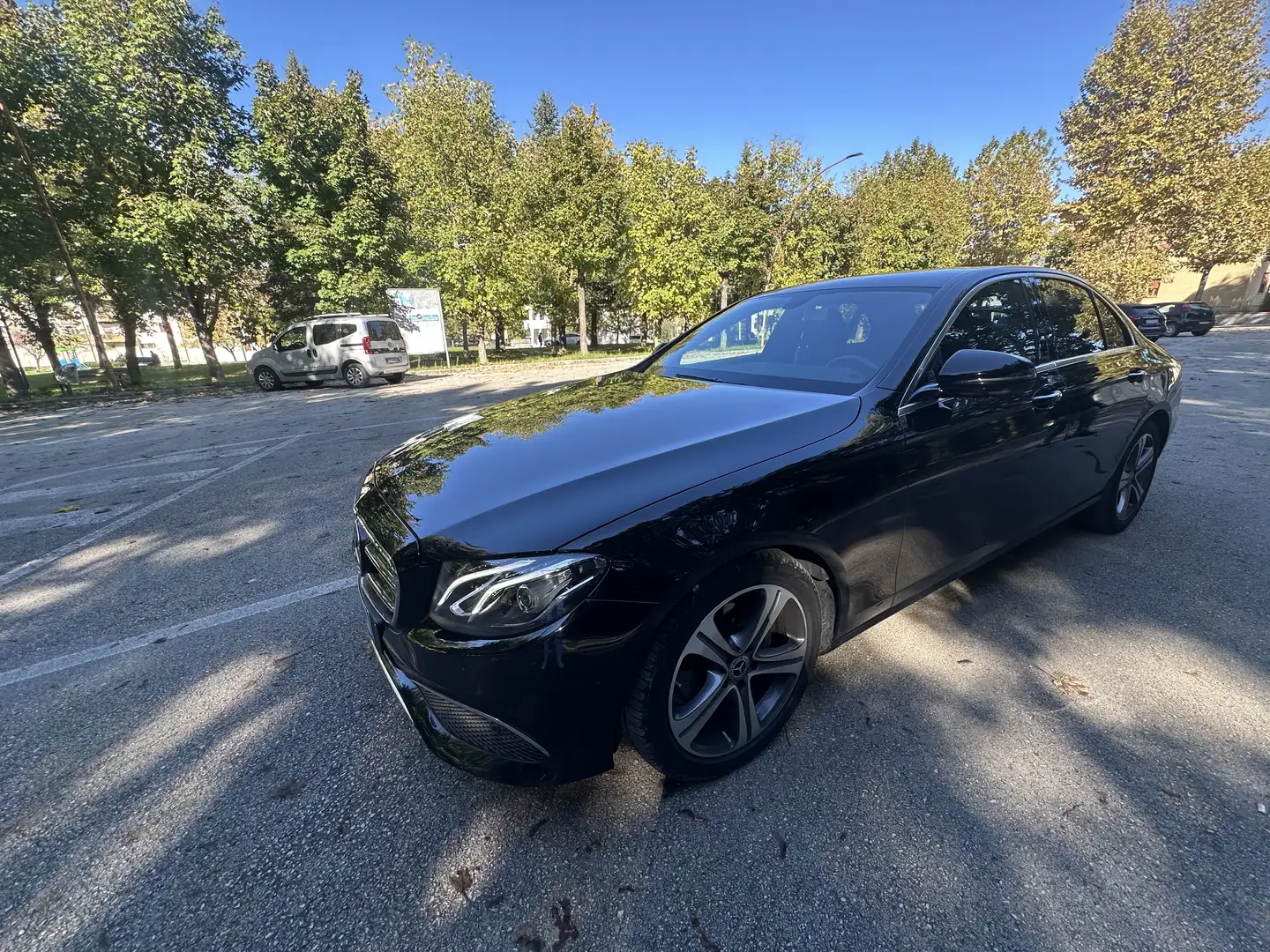 Mercedes-Benz E 200 FULL OPTIONAL - 1