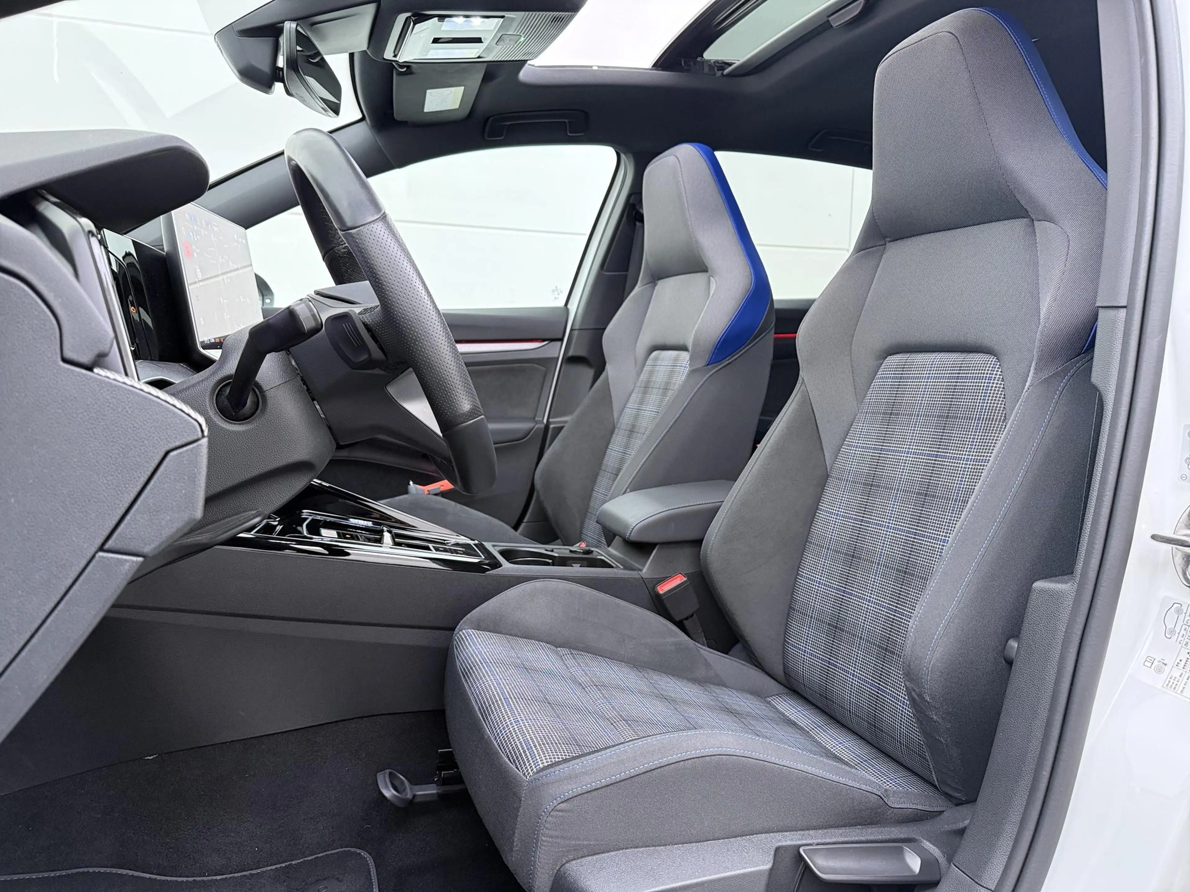 Volkswagen Golf GTE 1.5 eHybrid | Pano Dak | Head-up Display | Camera — photo 4