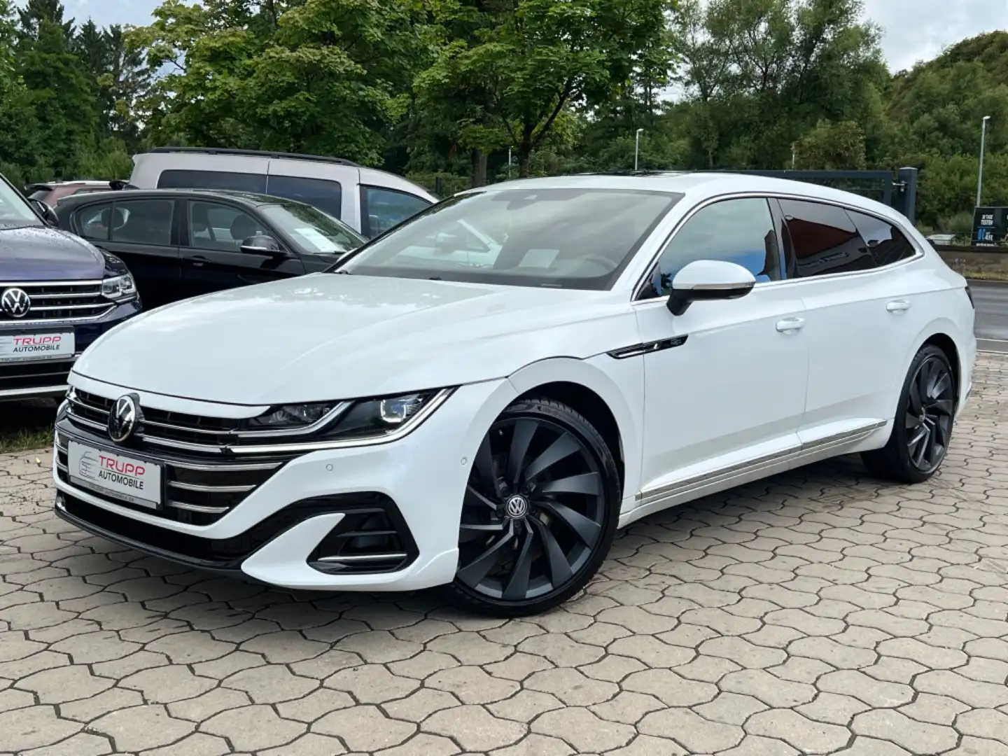 Volkswagen Arteon SB R-Line 4M/MATRIX/AHK/PANO/STANDH/HARMA Weiß - 1