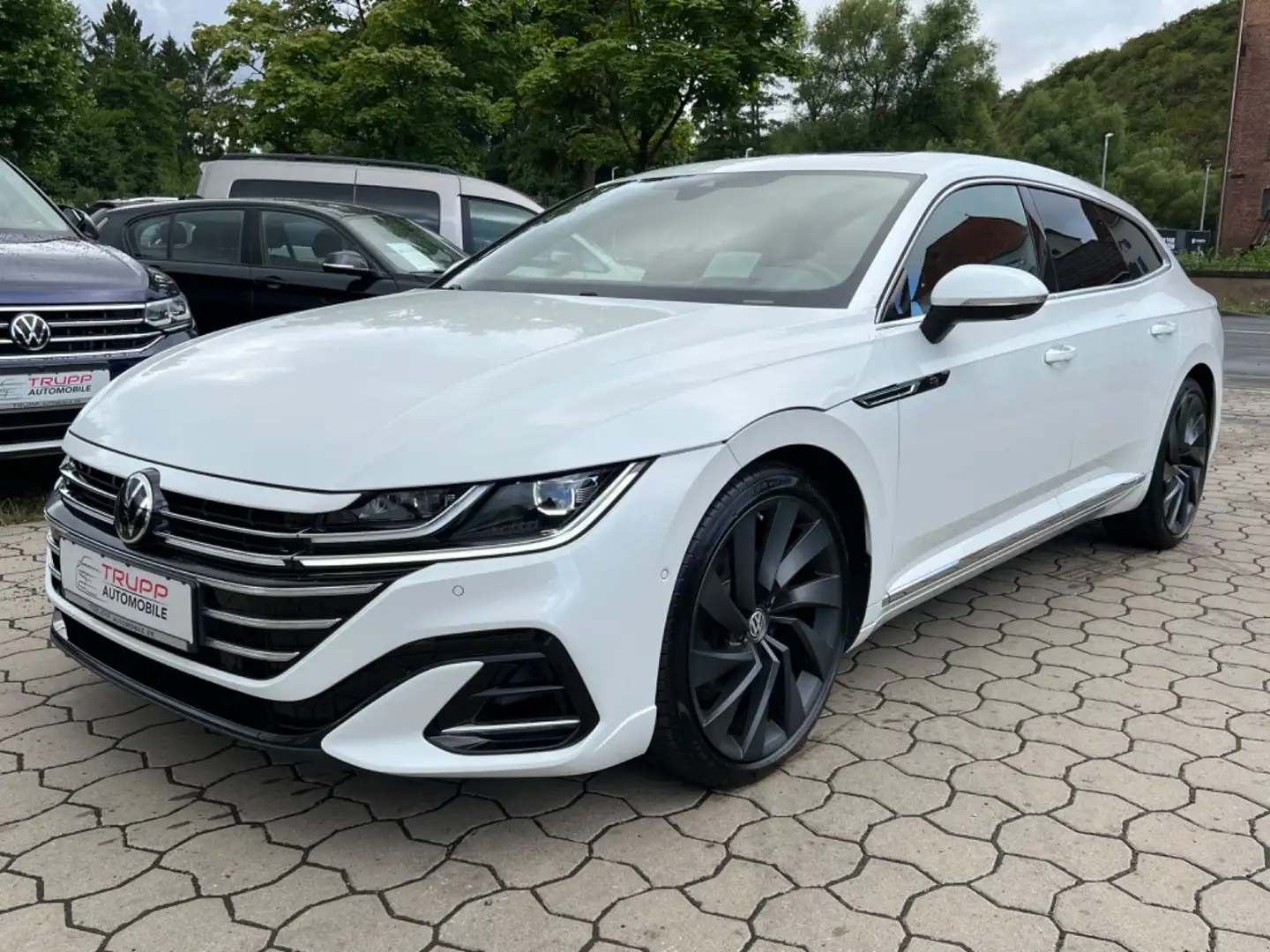 Volkswagen Arteon SB R-Line 4M/MATRIX/AHK/PANO/STANDH/HARMA Weiß - 2