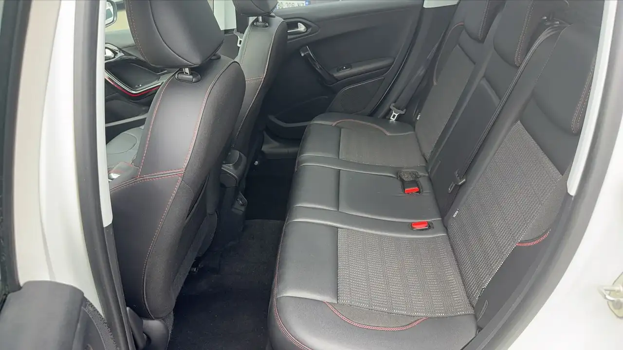 Peugeot 2008 2008 — photo 9