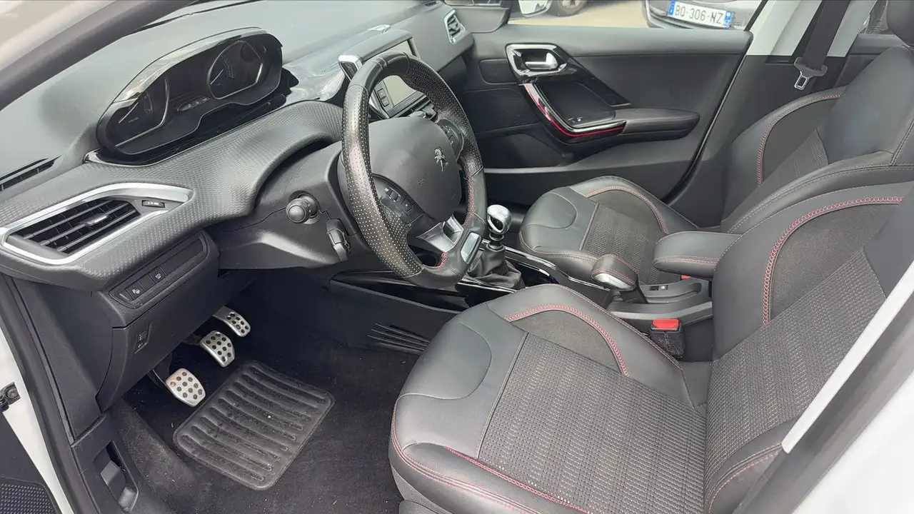 Peugeot 2008 2008 — photo 8