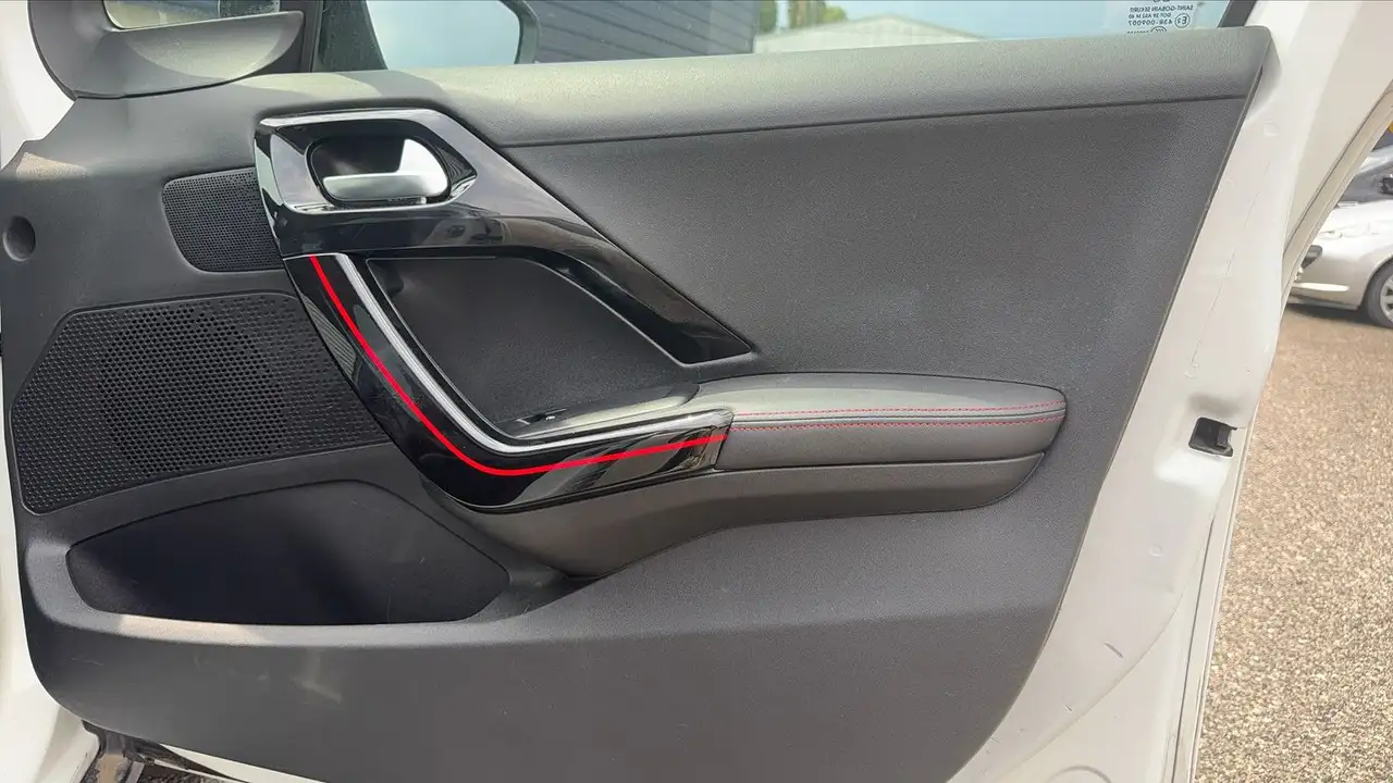 Peugeot 2008 2008 — photo 22
