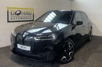 xDrive40 * AHK * Leder * Pano * ACC * AVILOO 99% *
