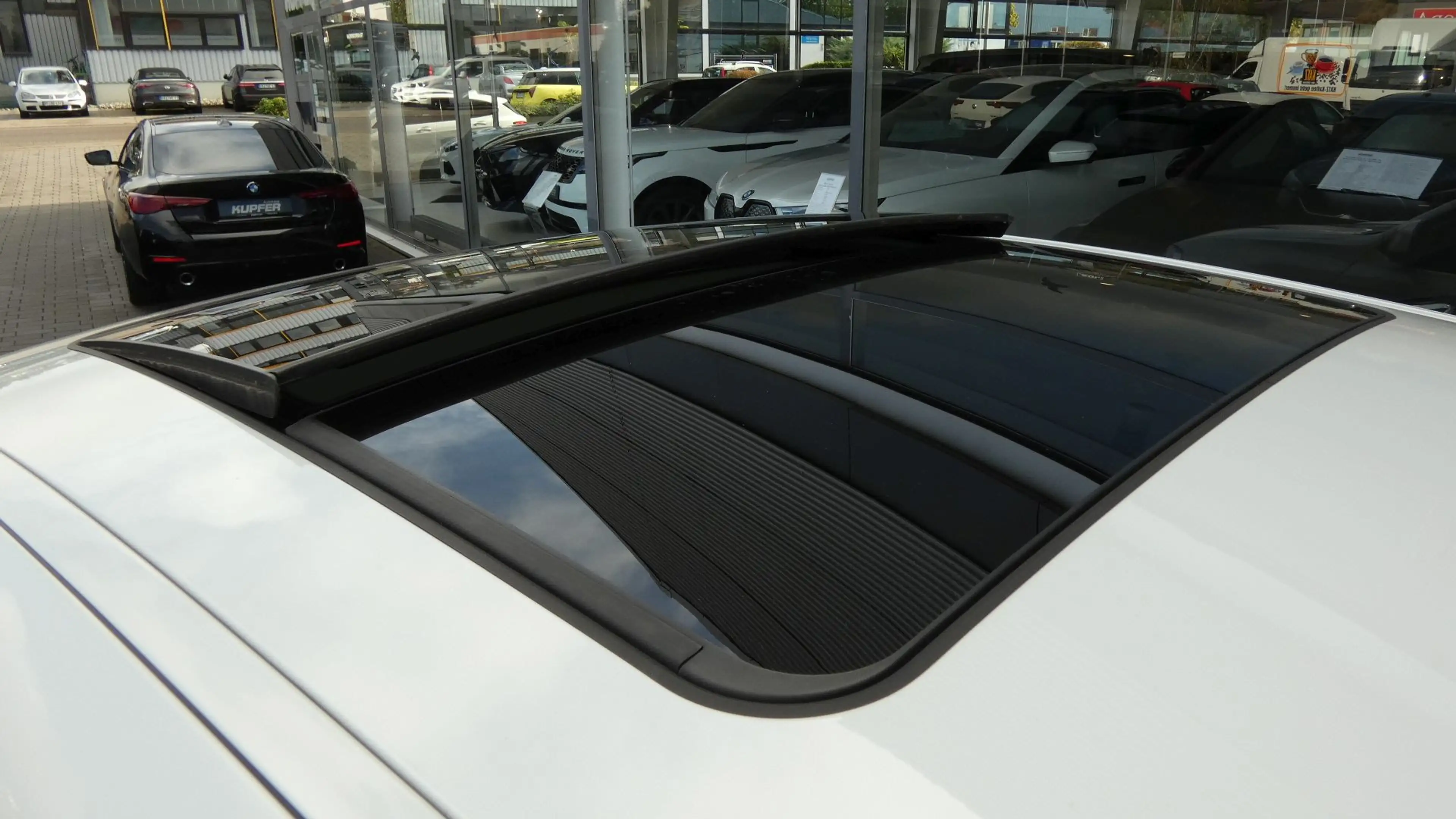 BMW X4 xDrive20i M Sportpak. Laser°Parkass°Temp.M19Z — photo 6