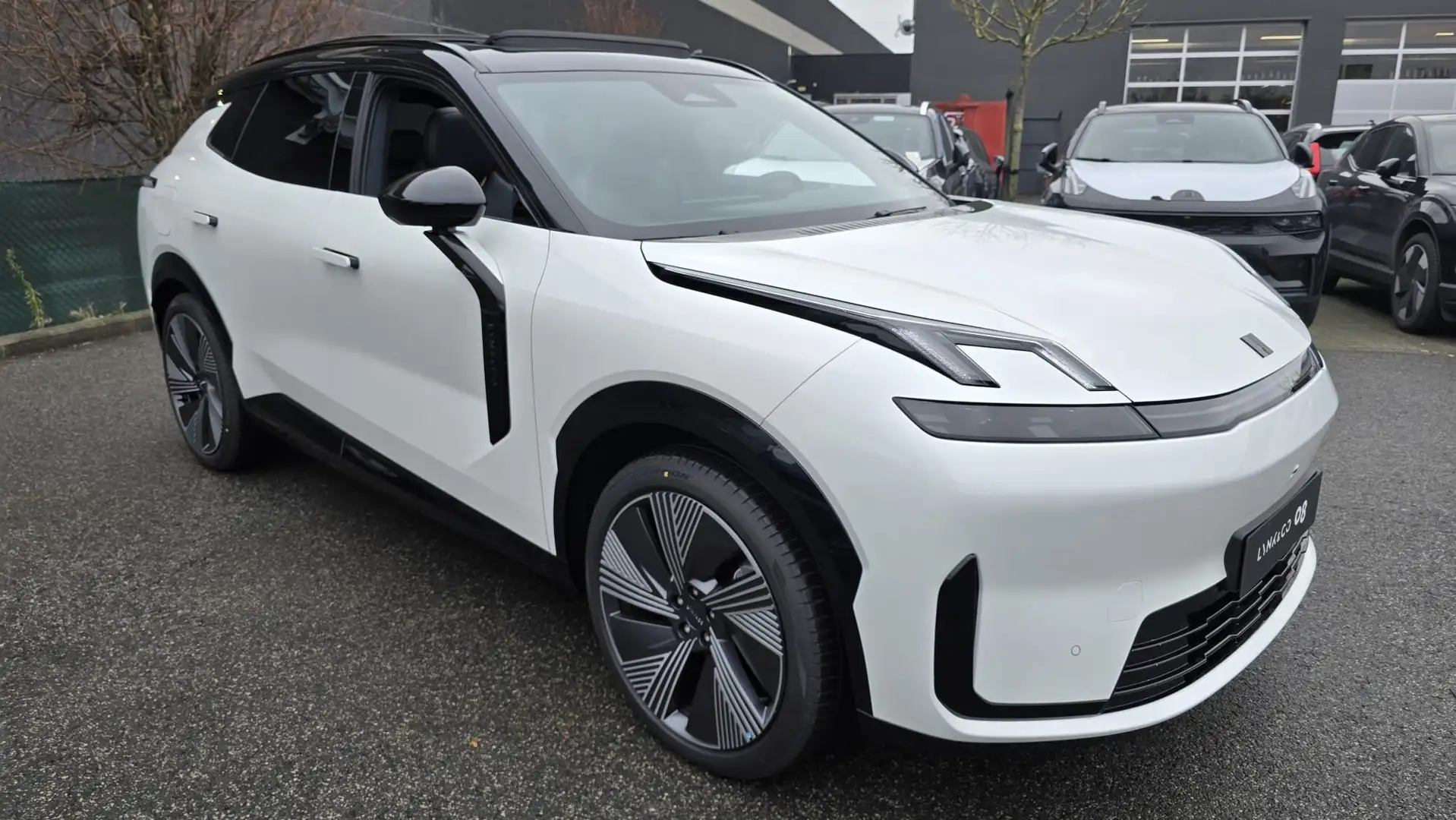 Lynk & Co 08 More - stock actie Weiß - 2