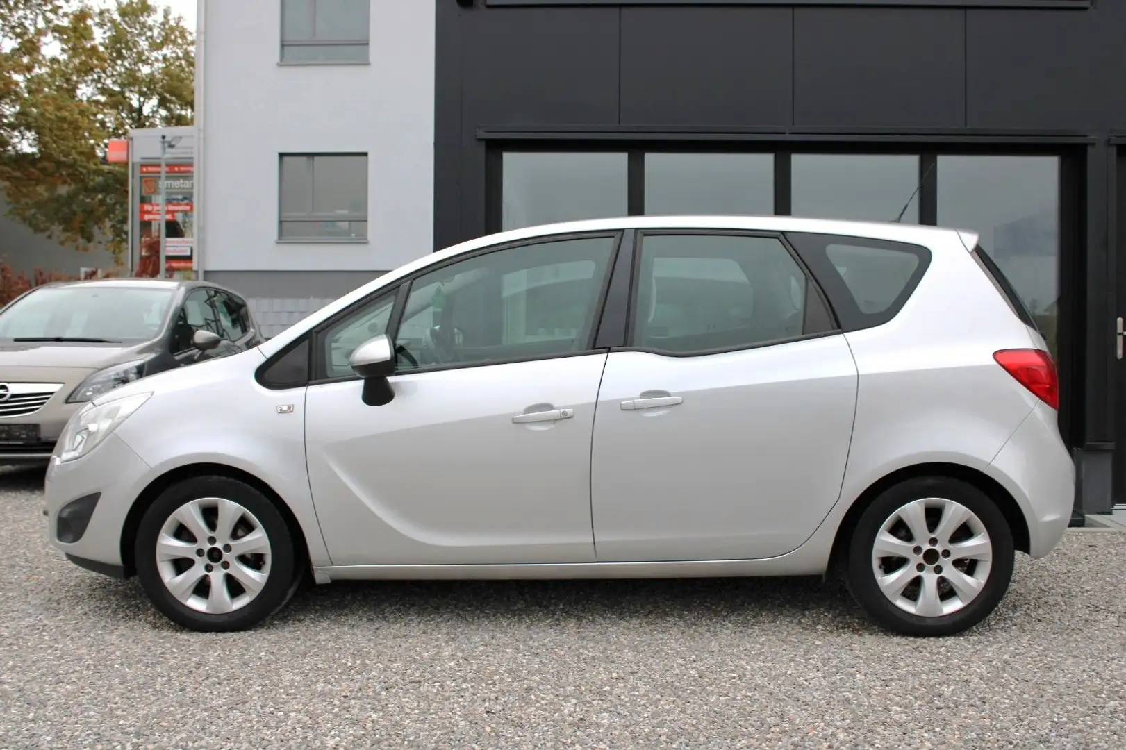 Opel Meriva 1.4 KLIMA/ALU/PDC/TÜV 12.2025 Argent - 2