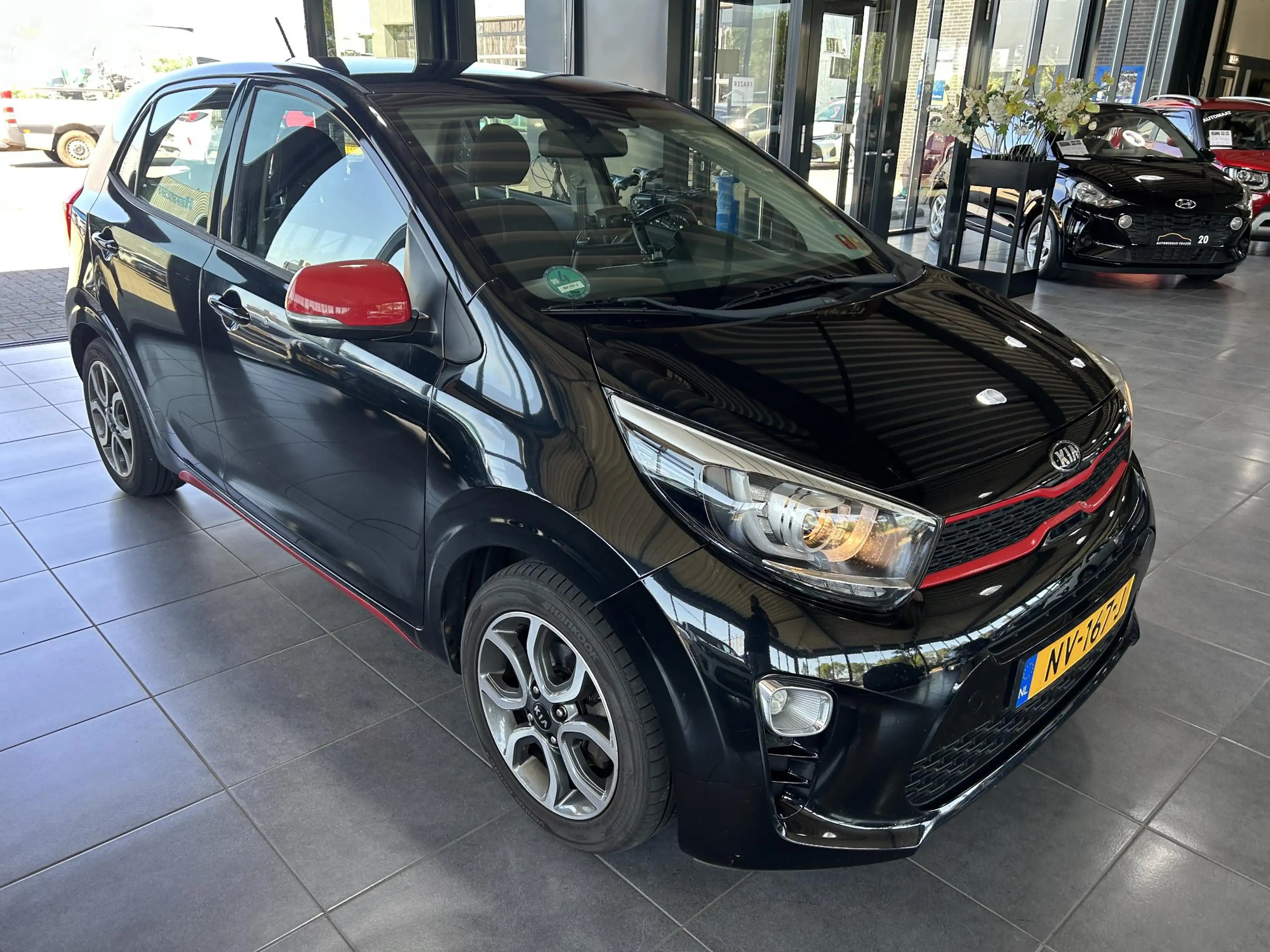 Kia Picanto 1.0 CVVT First Edition — photo 2