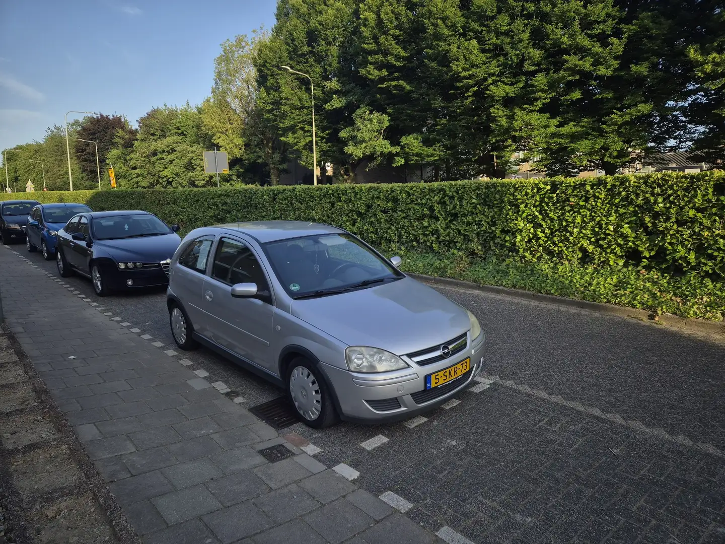 Opel Corsa 1.0-12V Full Rhythm Zilver - 2