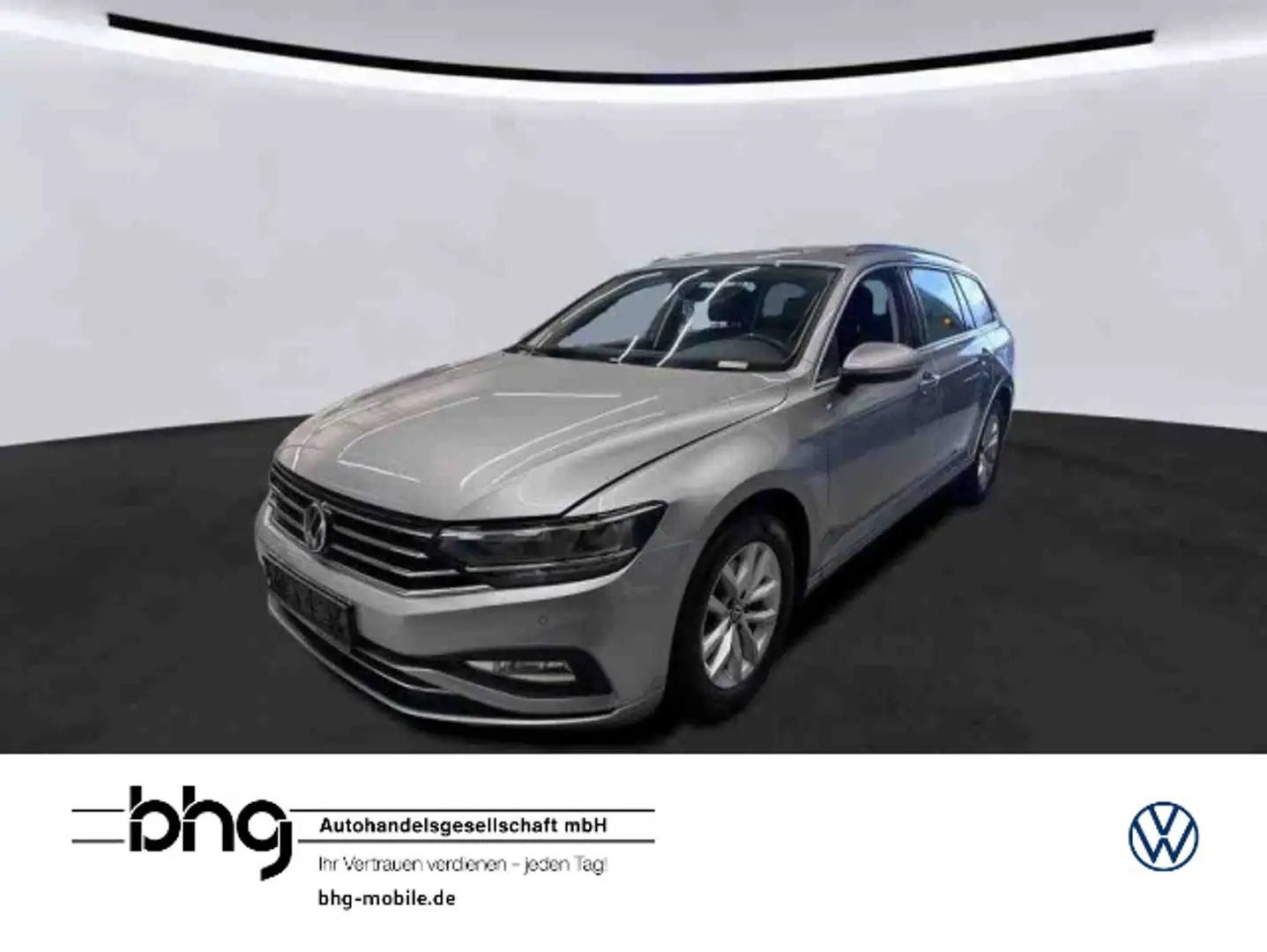 Volkswagen Passat Variant 2.0 TDI Business DSG KAMERA AHK Silber - 1