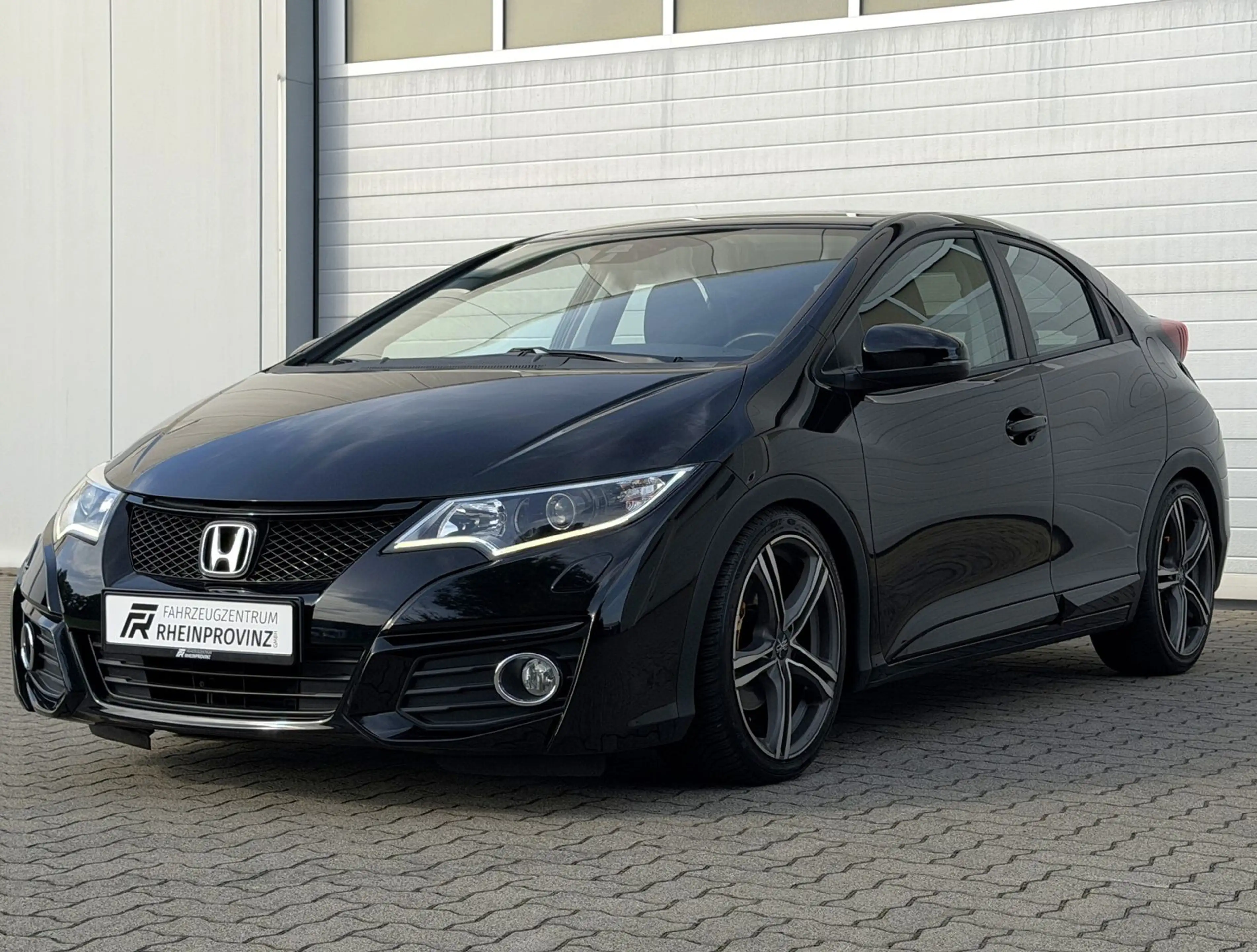 Honda Civic 1.8 Elegance Klima/Kamera/Sitzheizung — photo 6