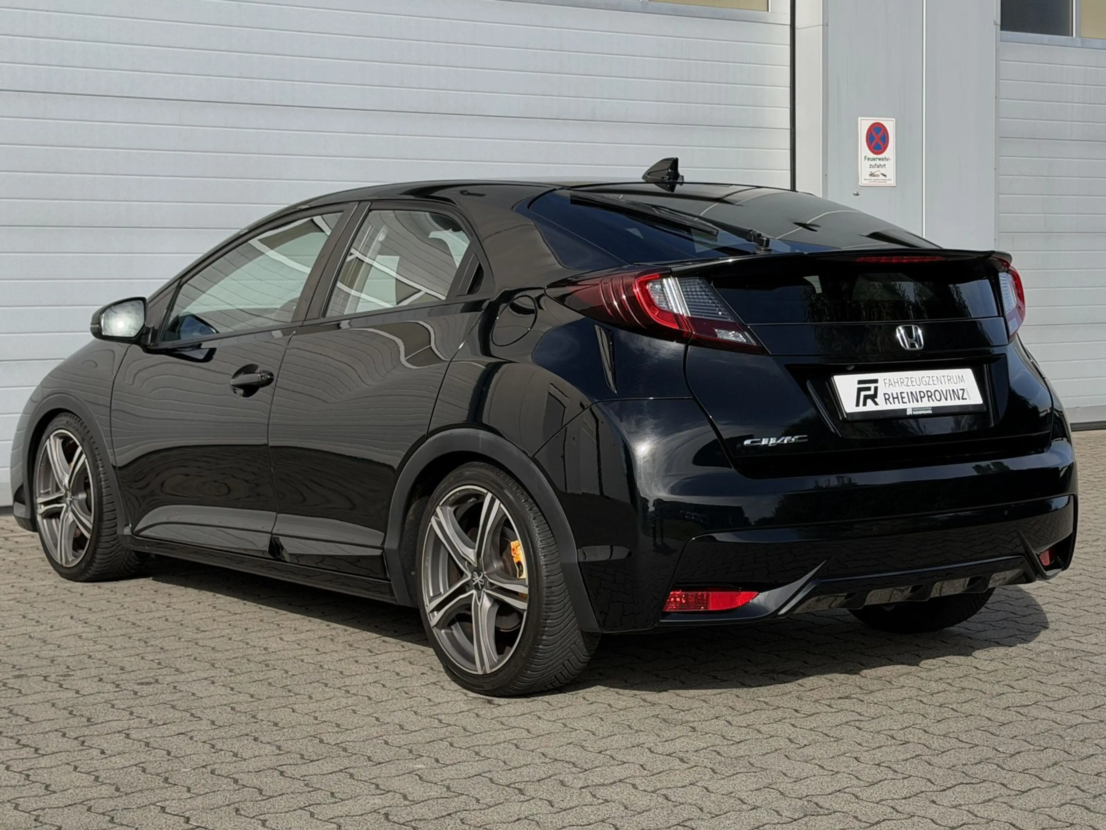 Honda Civic 1.8 Elegance Klima/Kamera/Sitzheizung — photo 4