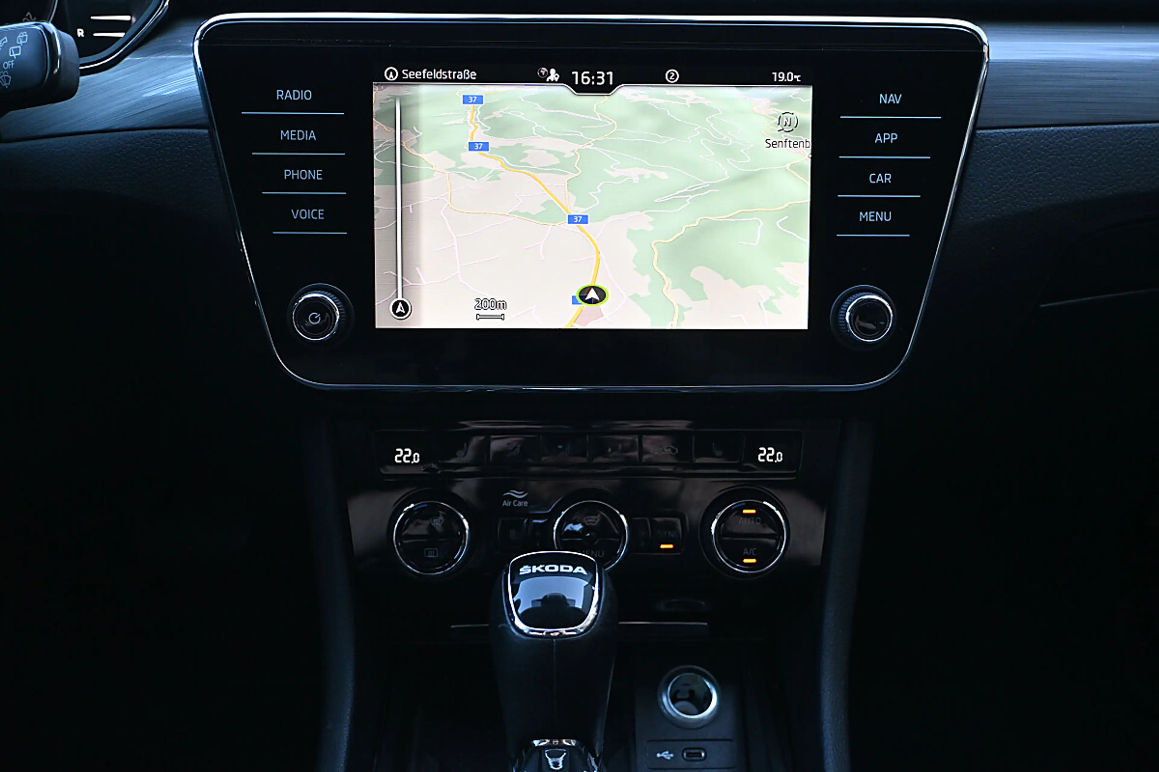 Skoda Superb Kombi 2,0 TDI Style DSG ACC, MatrixLED, Kamera,... — photo 5