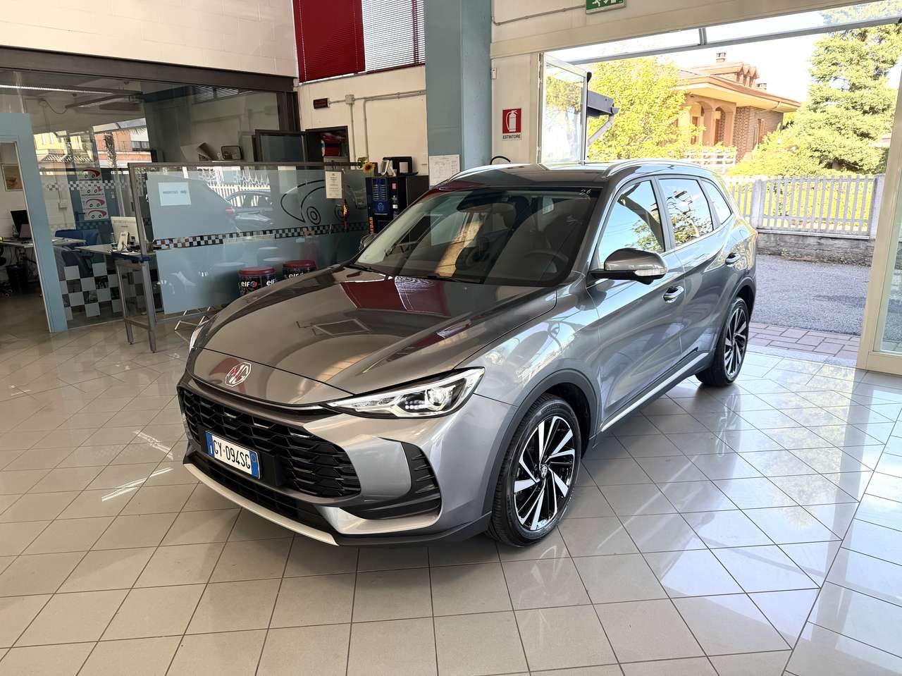 MG ZS ZS 2024 1.5 hybrid  Luxury auto