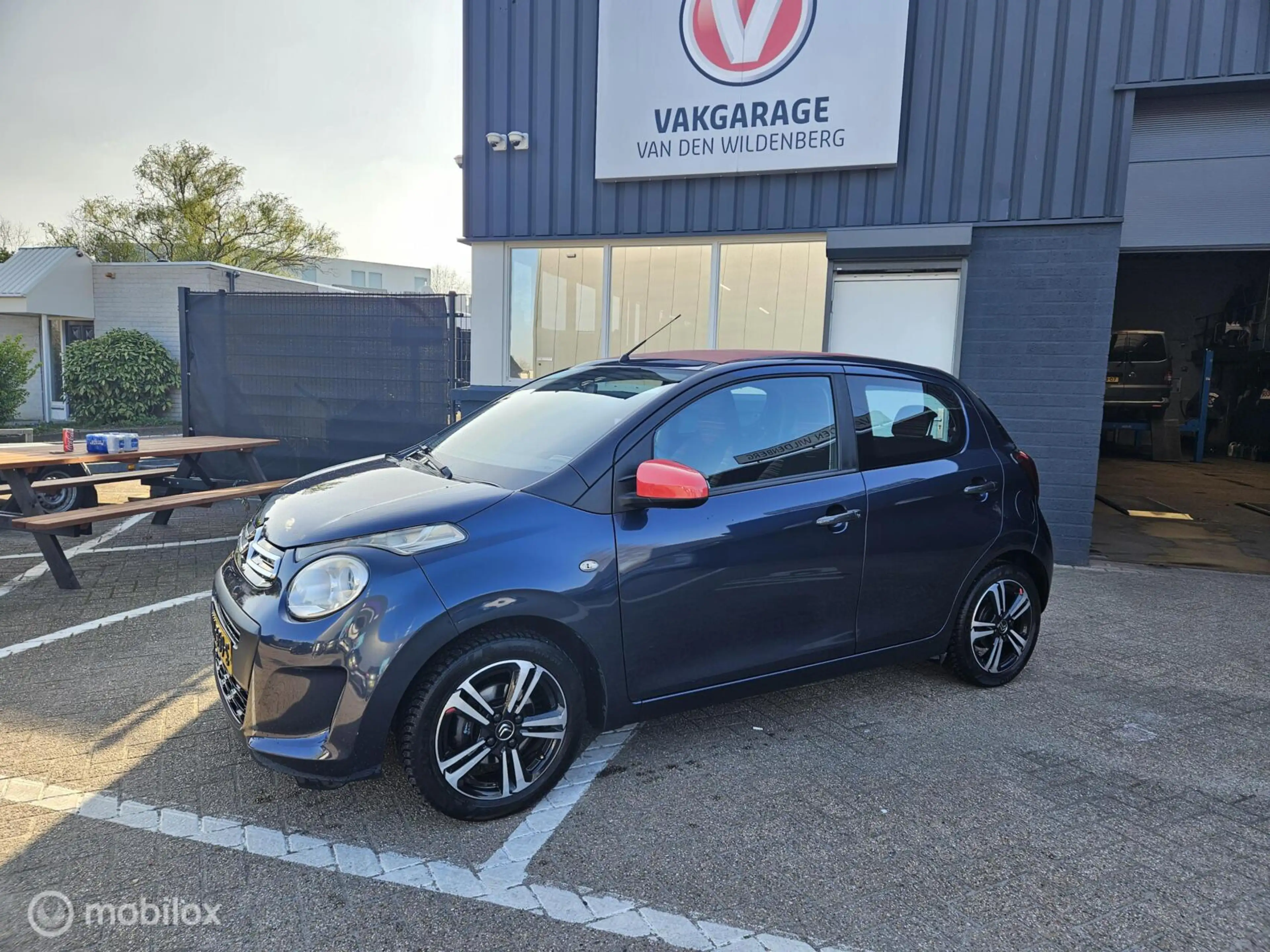 Citroen C1 1.0 e-VTi Airscape Shine — photo 8