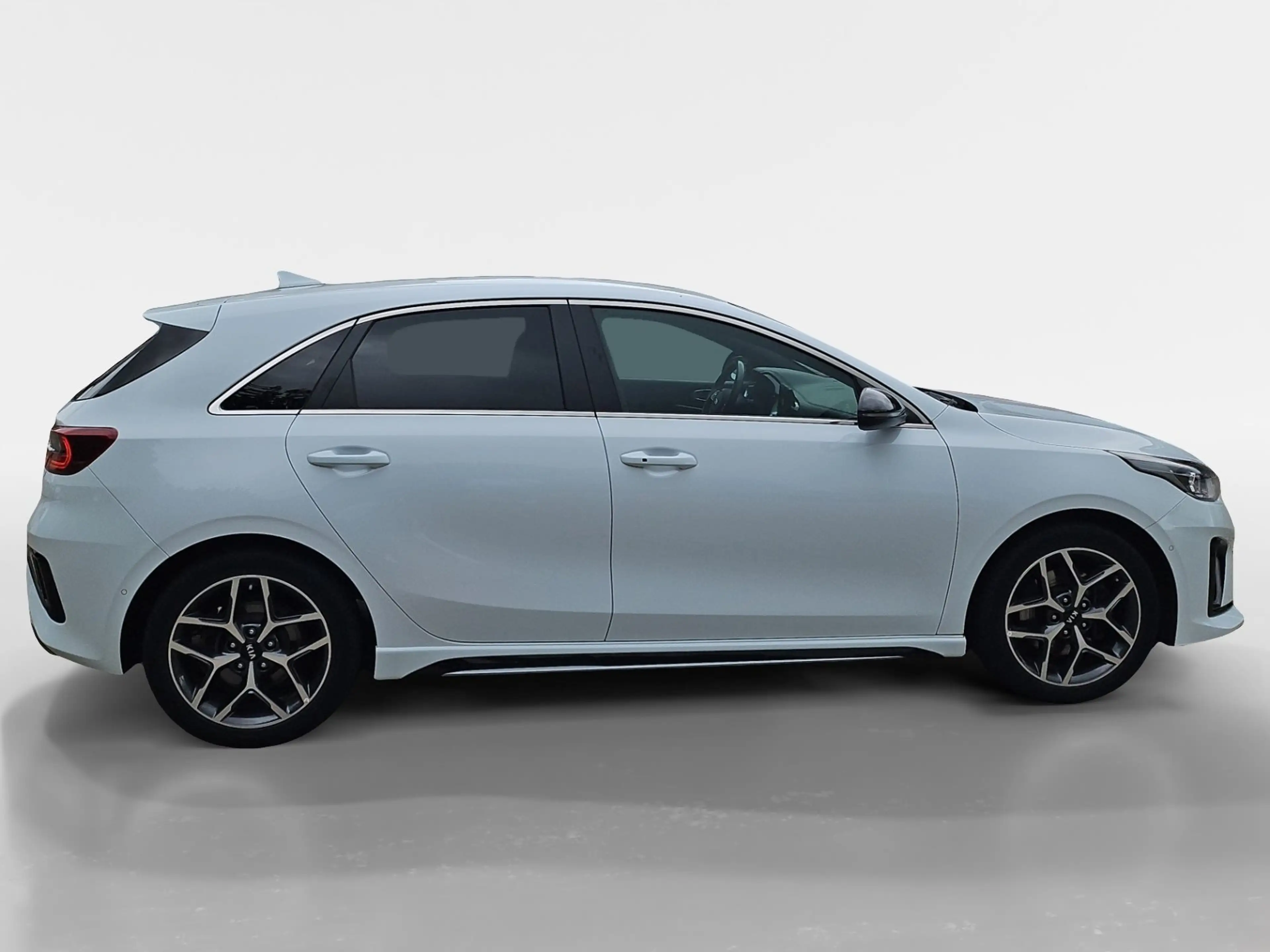 Kia Ceed / cee'd 1.4 T-GDI GT Line Kamera*Navi*SHZ*2xKlima — photo 6
