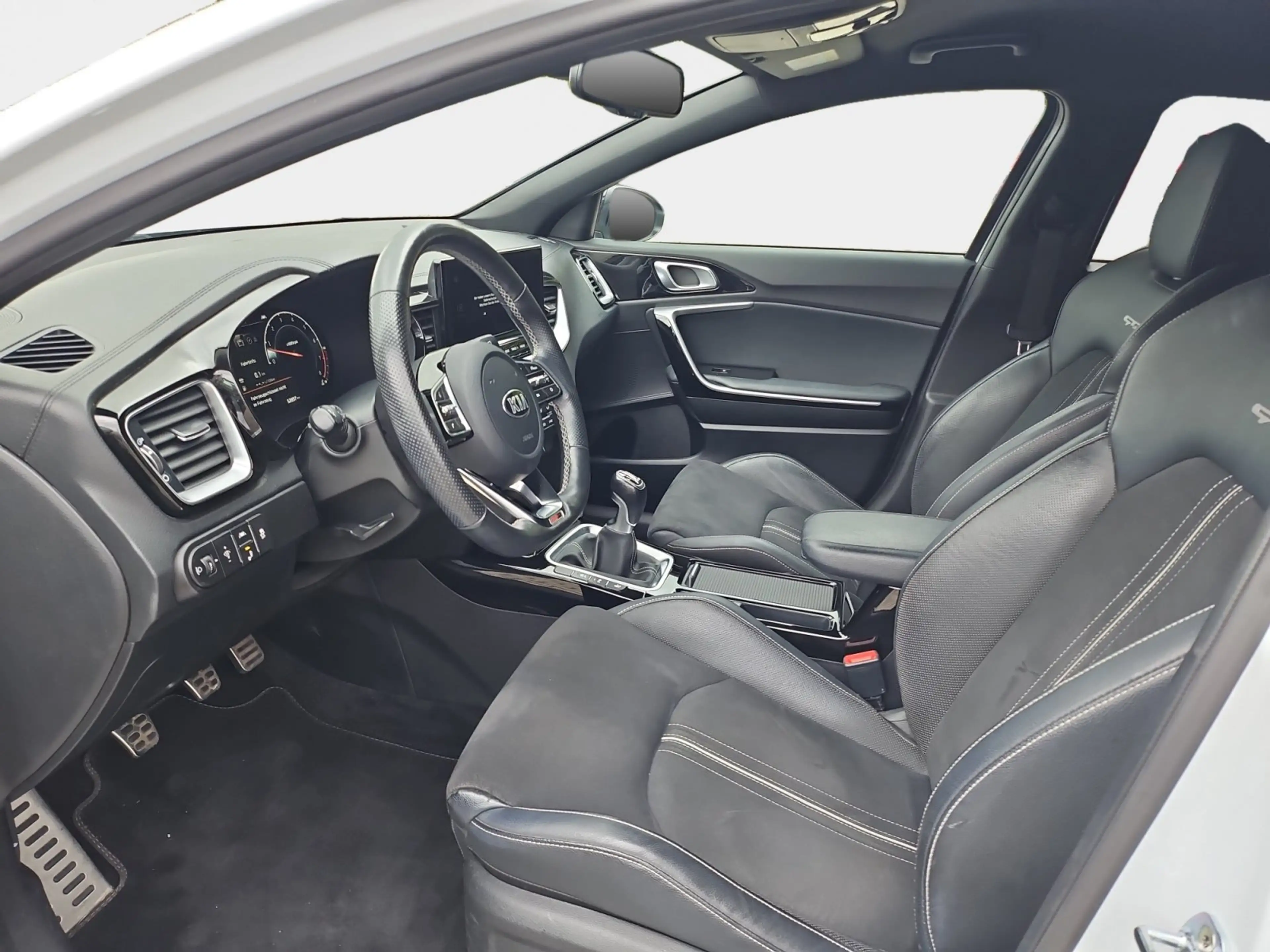 Kia Ceed / cee'd 1.4 T-GDI GT Line Kamera*Navi*SHZ*2xKlima — photo 8