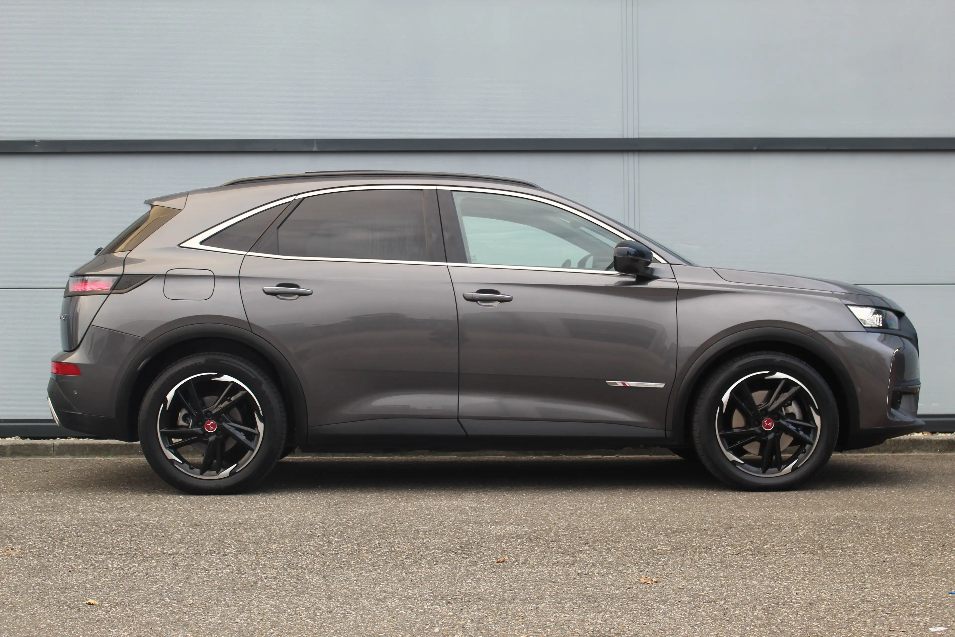 DS Automobiles DS 7 Crossback E-Tense 4x4 Performance Line | Pano | Leder / Alca — photo 37