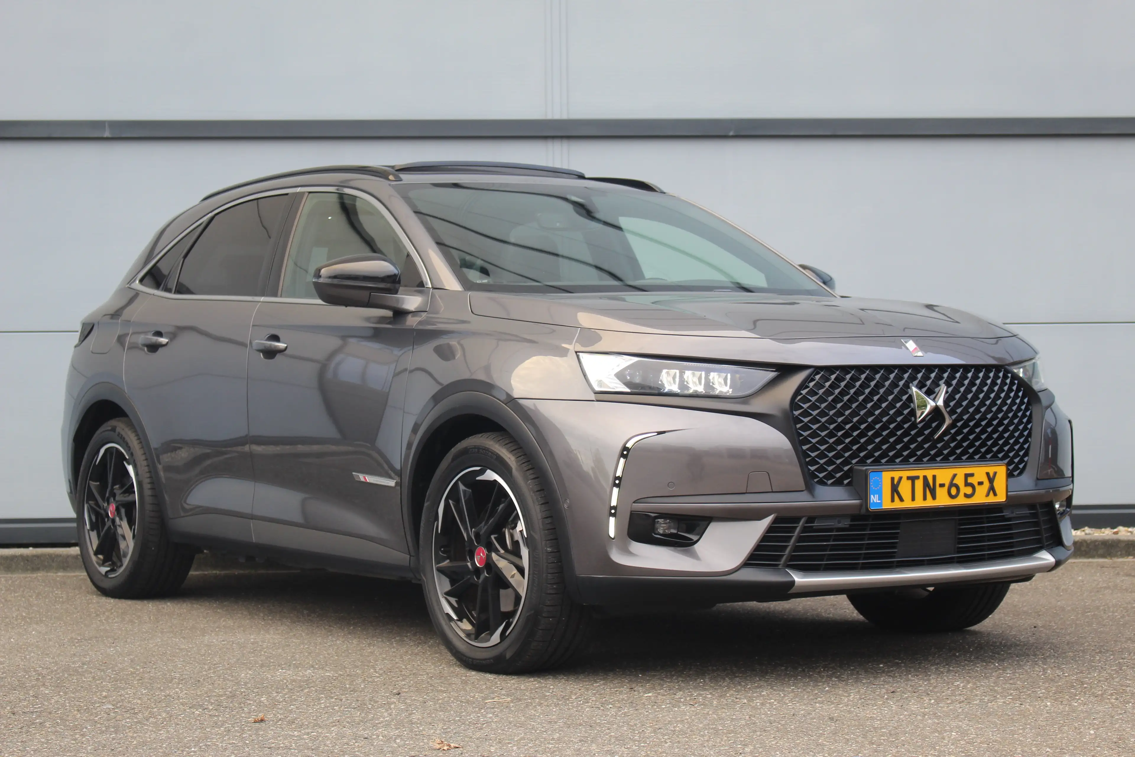 DS Automobiles DS 7 Crossback E-Tense 4x4 Performance Line | Pano | Leder / Alca — photo 41