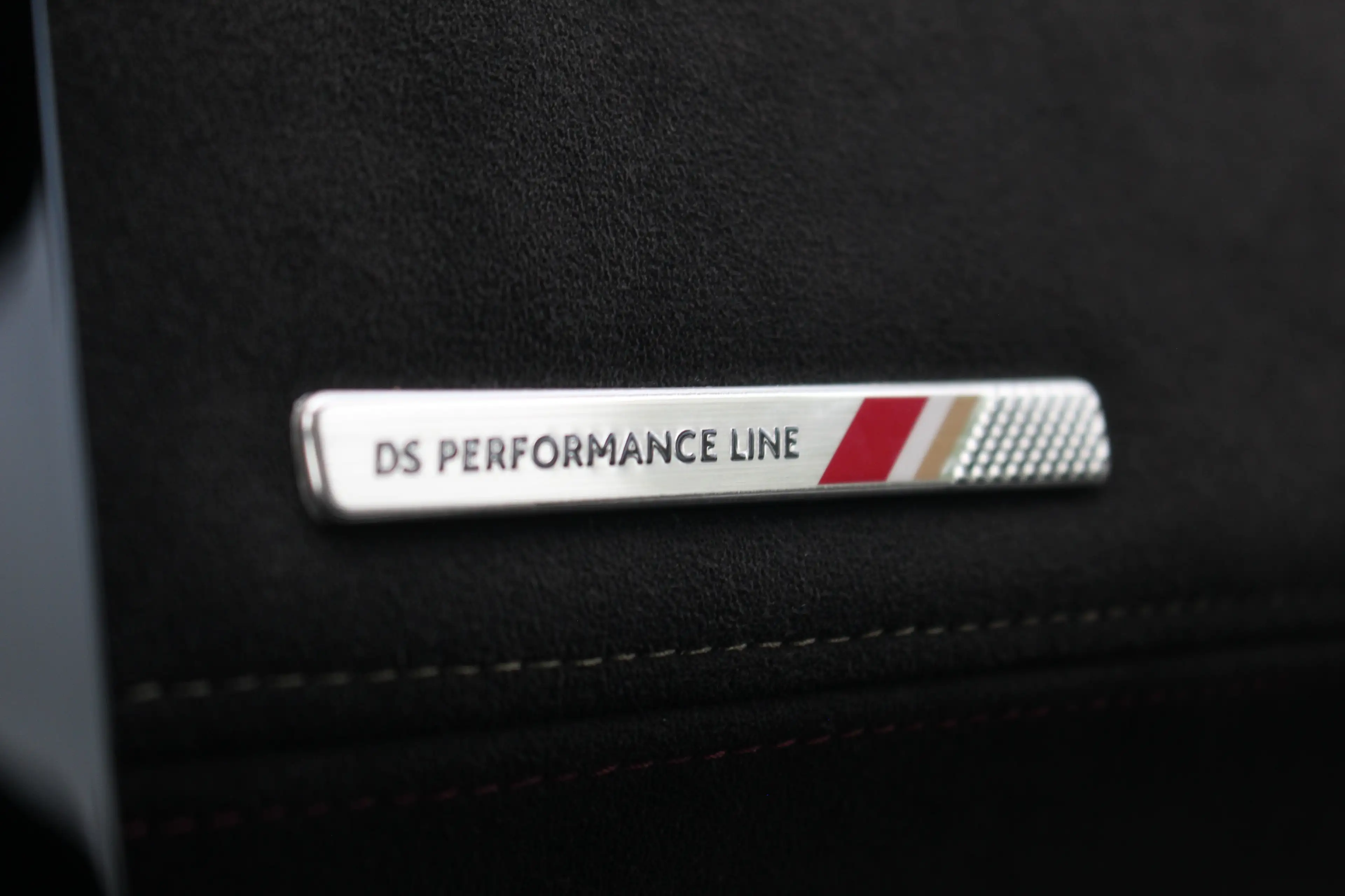 DS Automobiles DS 7 Crossback E-Tense 4x4 Performance Line | Pano | Leder / Alca — photo 29
