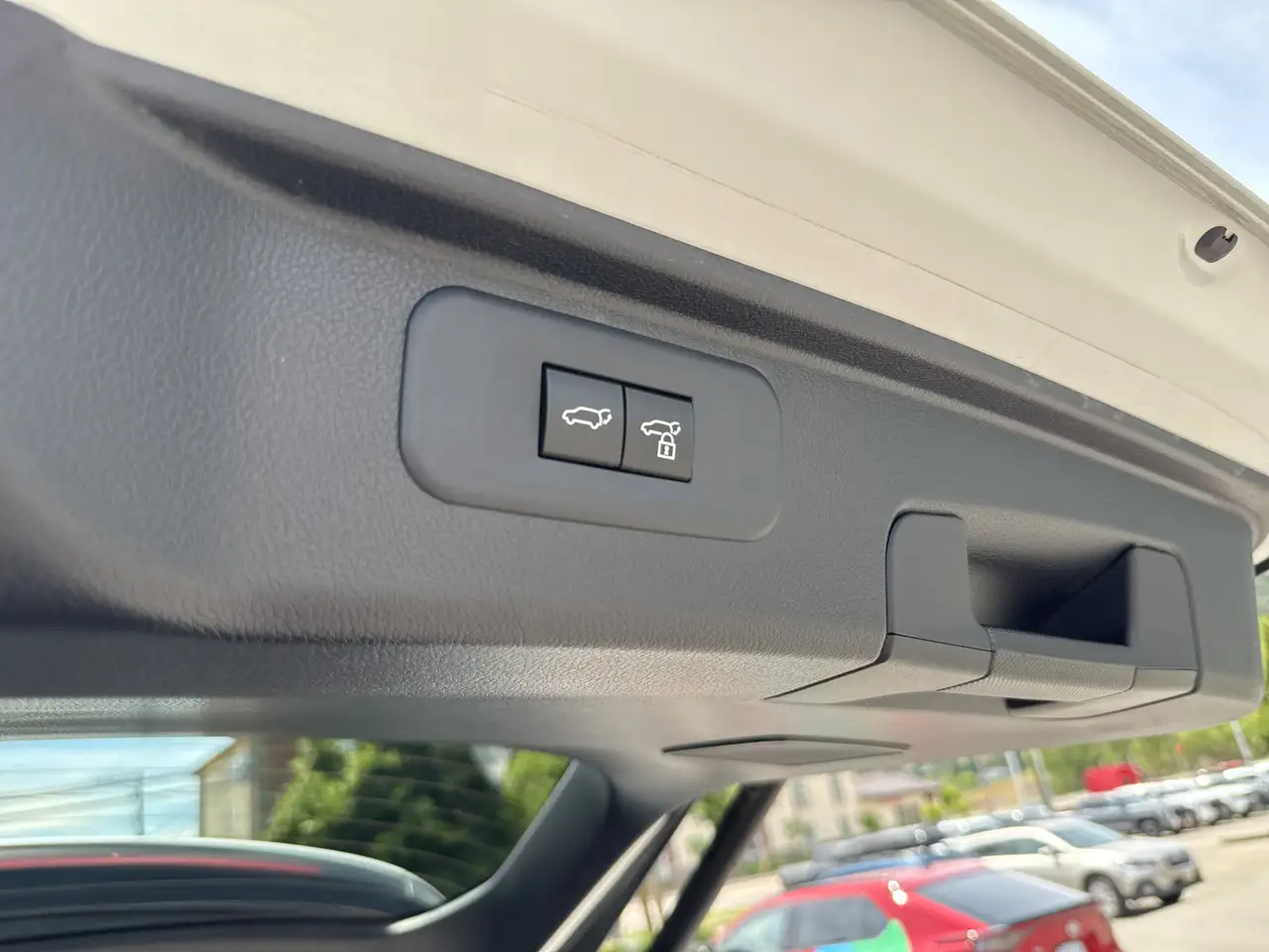 Toyota Grand Highlander fotografie Toyota Grand Highlander