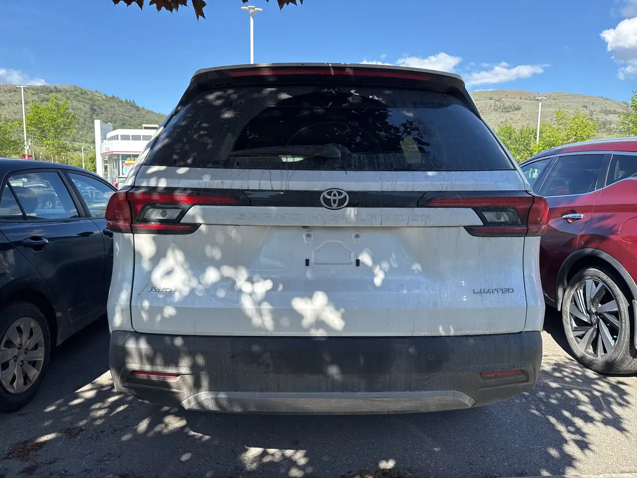 Toyota Grand Highlander снимка Toyota Grand Highlander