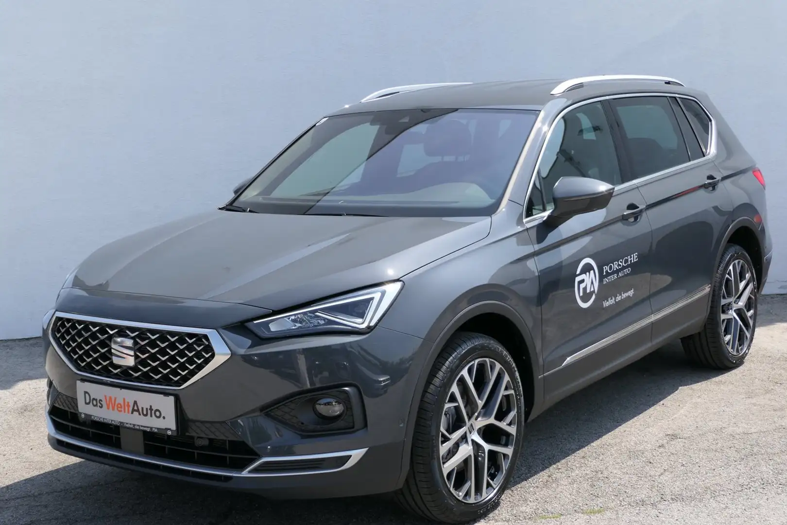 SEAT Tarraco Xperience 2.0 TDI DSG 4Drive Grau - 1