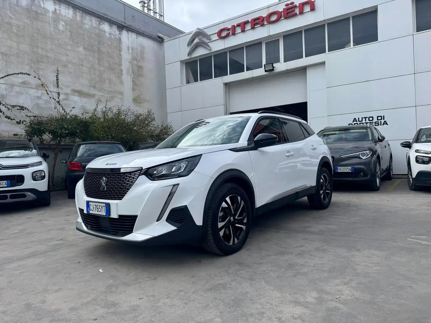 Peugeot 2008 2008 II 2020 1.5 bluehdi Allure Pack s Bianco - 1