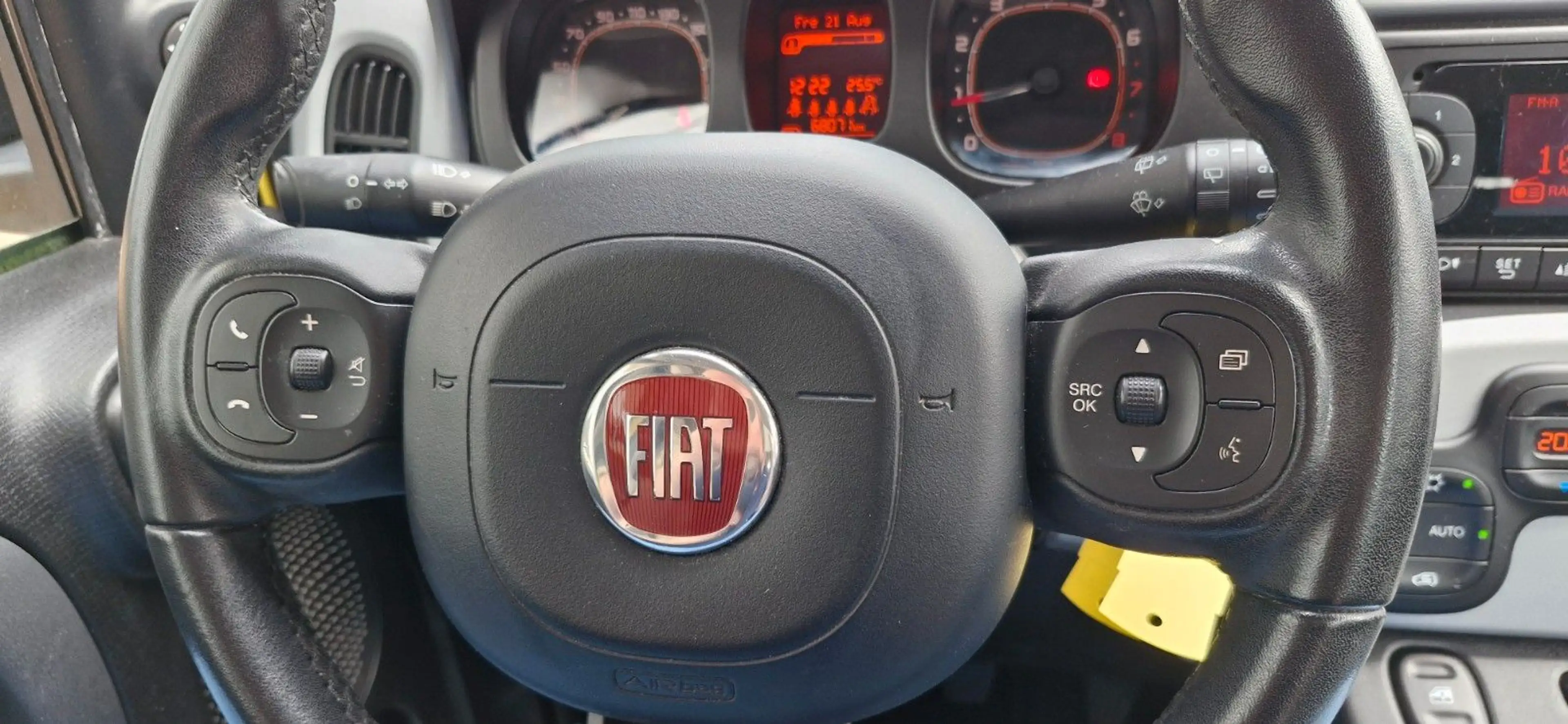 Fiat Panda City Cross — photo 15