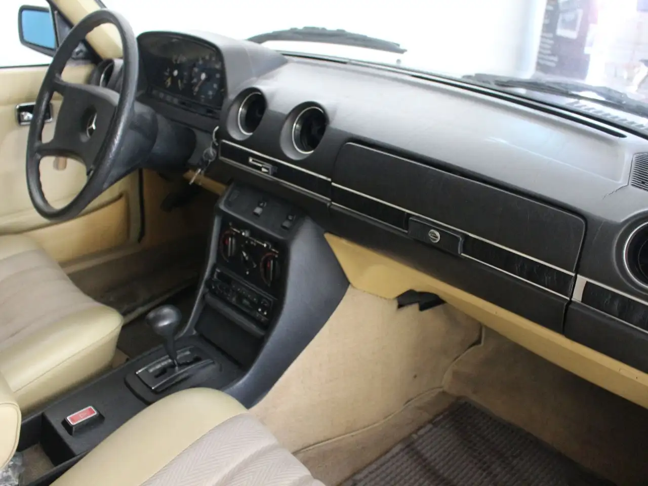 Mercedes-Benz 230 Automatik Schiebedach Servo ZV, foto 8