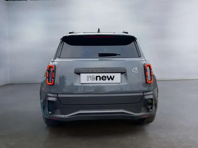 Renault R4 E-Tech  techno 150 hp comfort range