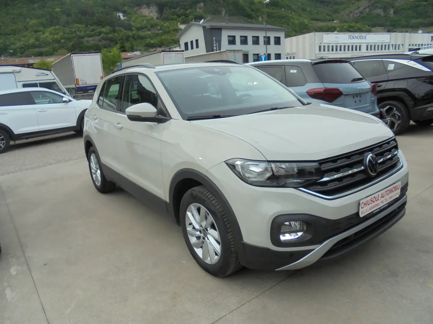 Volkswagen T-Cross 1.0 tsi Style 95cv Beige - 2
