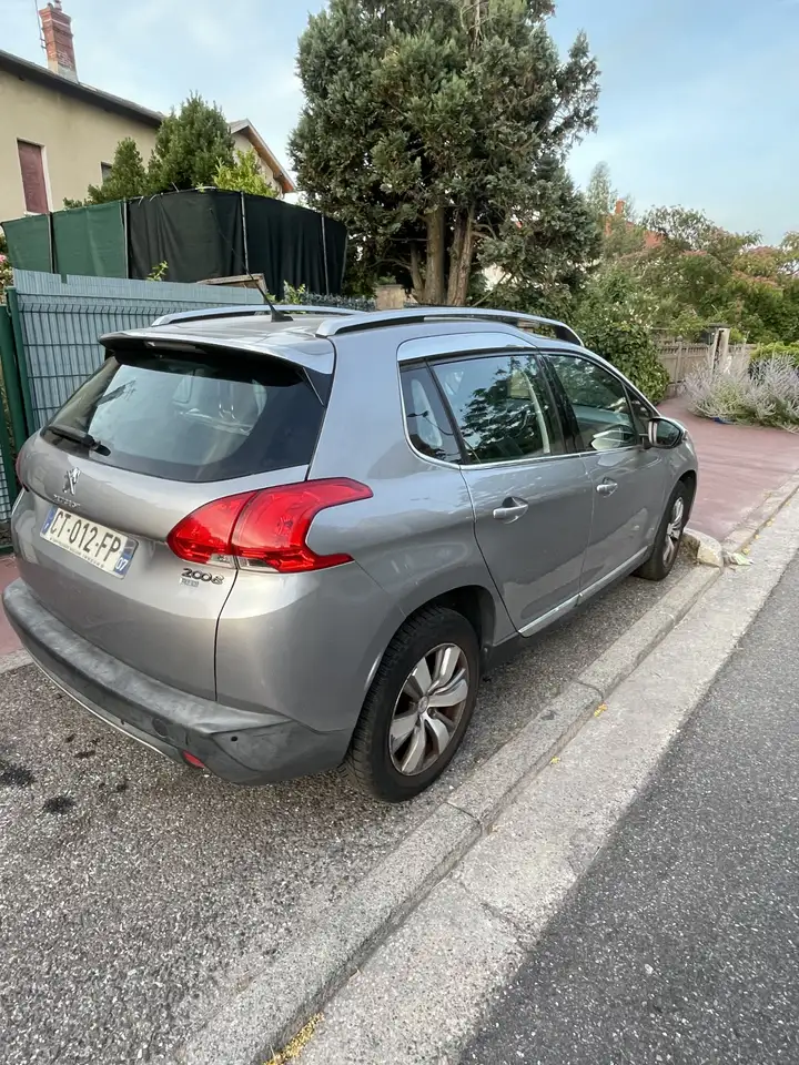 Peugeot 2008 2008 — photo 2