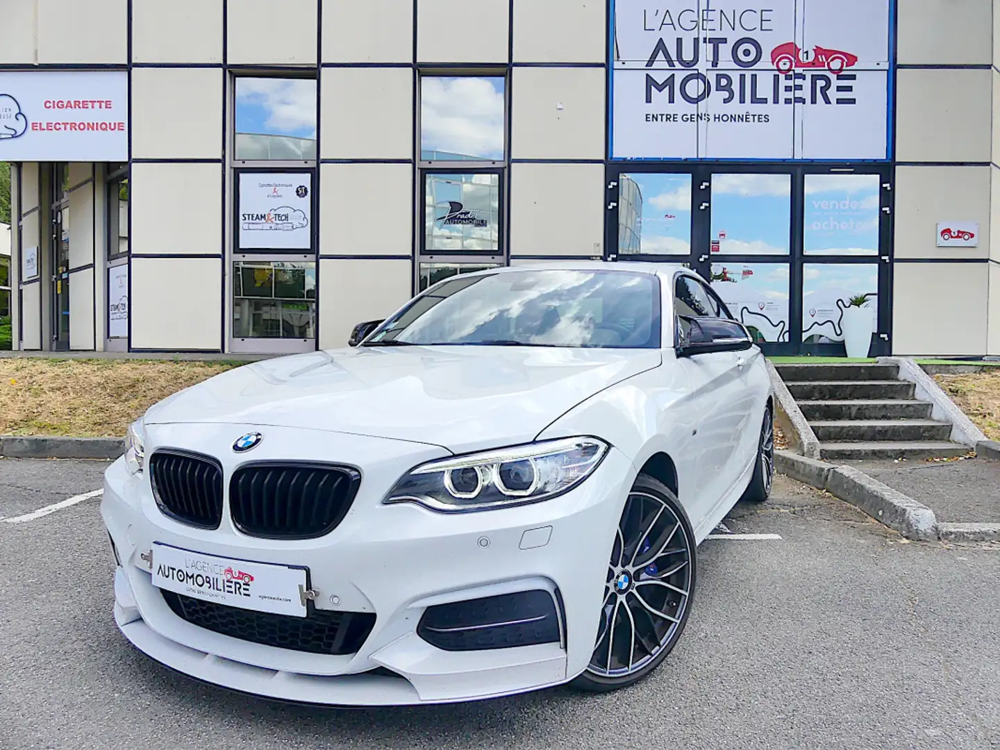 BMW 235 M235i Xdrive  M Performance 326ch Blanc - 1