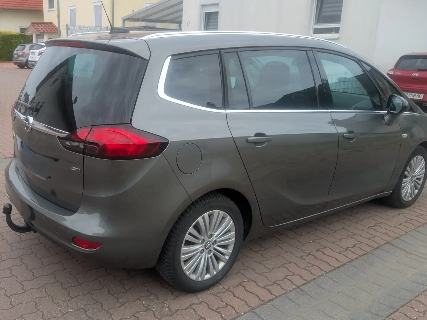 Opel Zafira Tourer Zafira Tourer 2.0 CDTI AutomatikInnovation Gris - 2