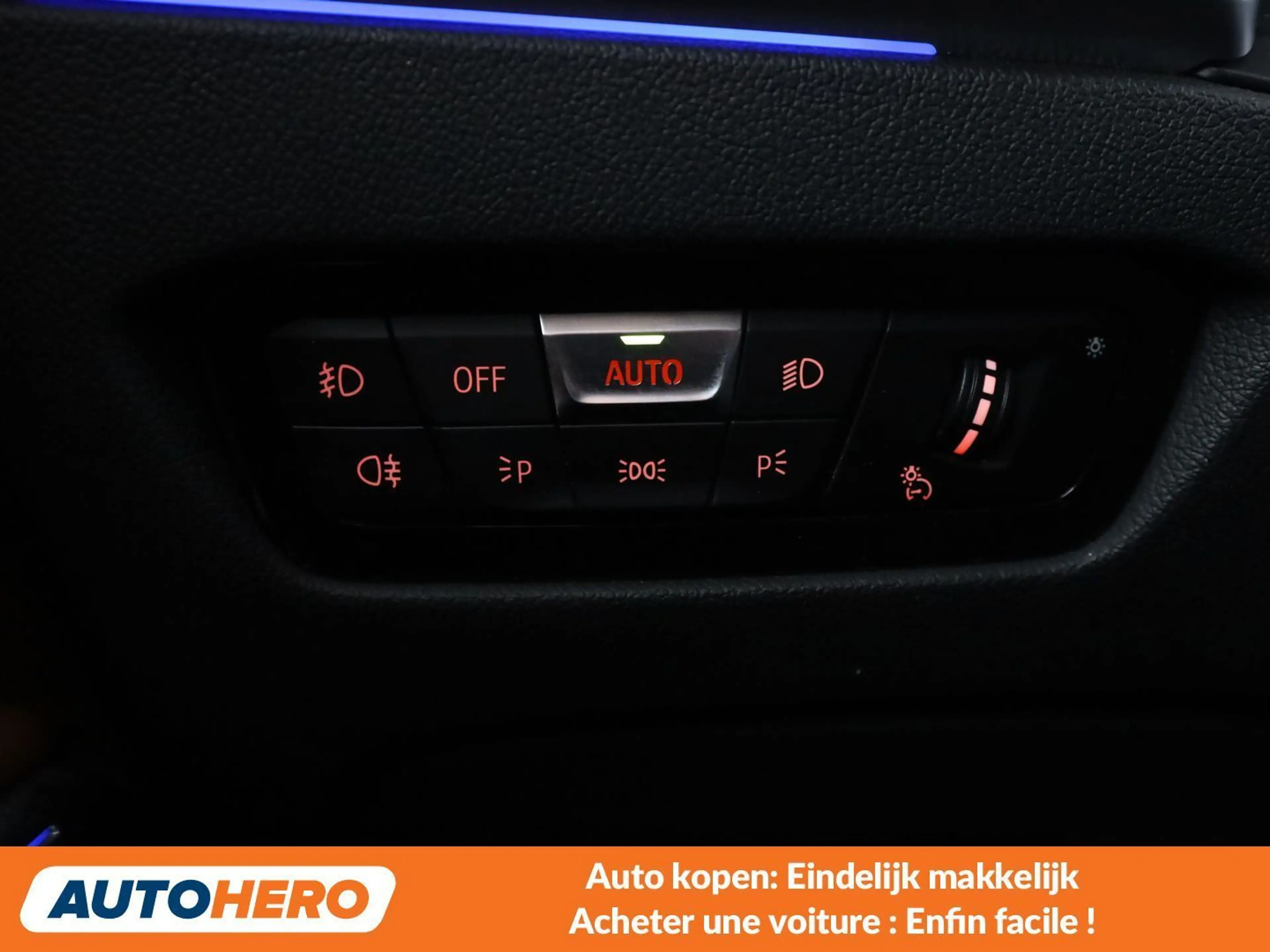 BMW 330 330i M Sport — photo 14