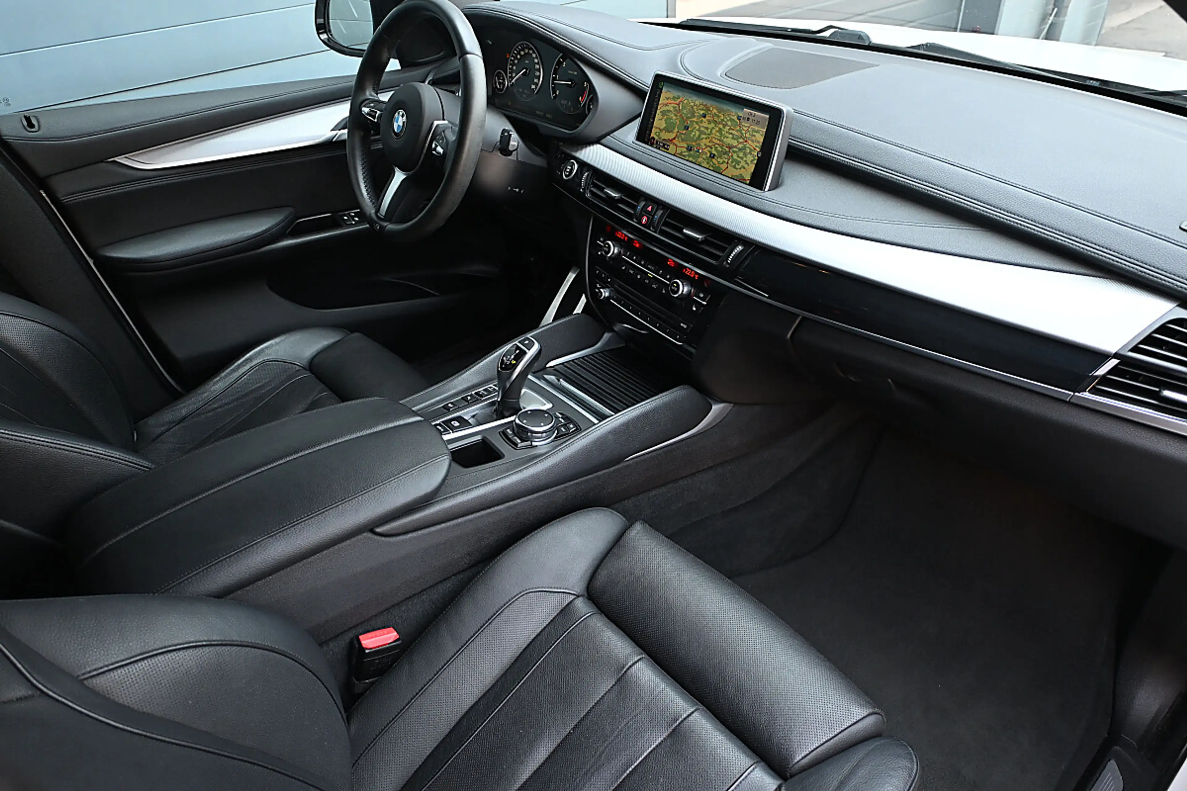 BMW X6 xDrive40d Sport Activity Coupé Aut. NP €113k AH... — photo 4