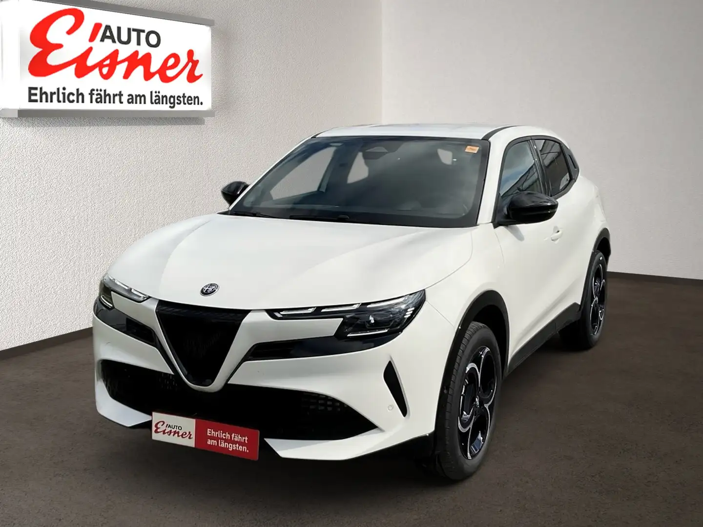 Alfa Romeo Junior 1.2 VGT Ibrida 48V- W Ti AUT Kam. KeyLess Schwarz - 2