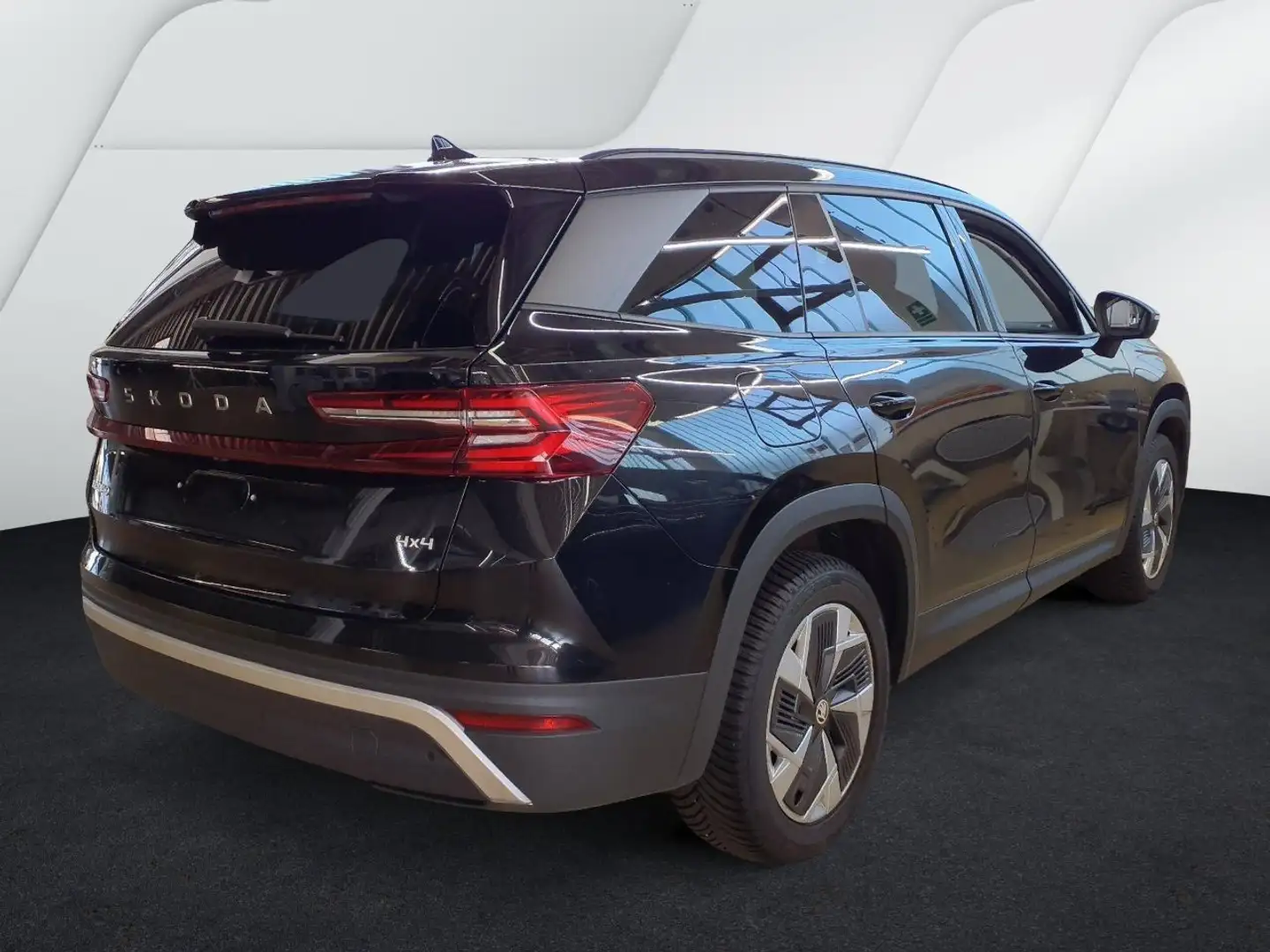Skoda Kodiaq 2.0 SELECTION 4X4 AHK CAM ACC 18Z EKLAPPE Zwart - 2