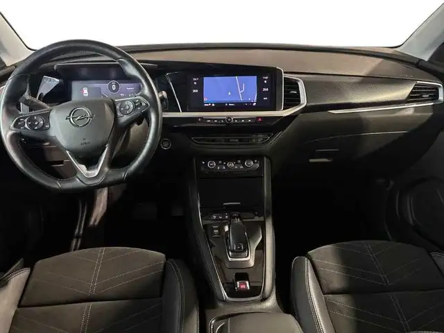 Opel Grandland view 13