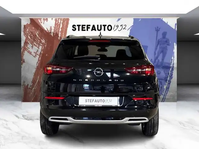 Opel Grandland view 6