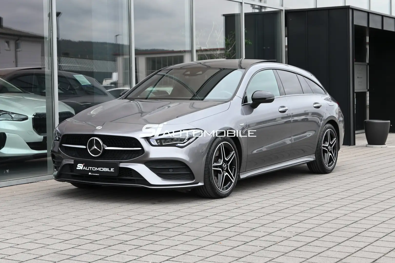 Mercedes-Benz CLA 220 d 4Mat.  Shooting Brake Edition 2020 *AMG Line* Grau - 1