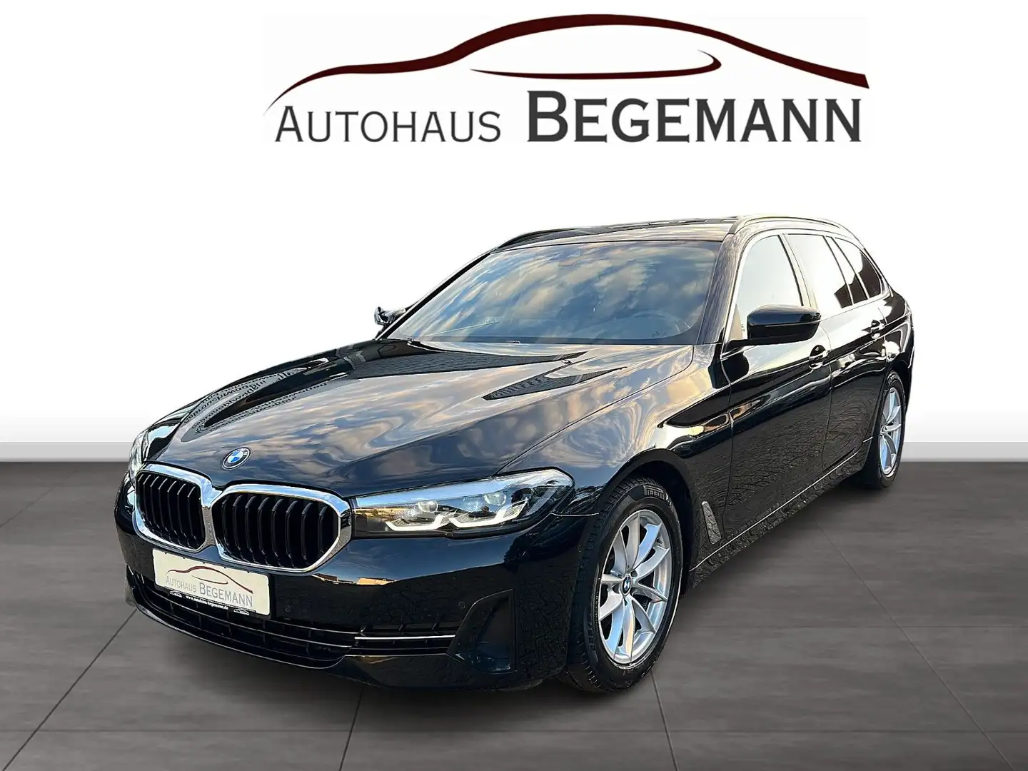 BMW 520 d Touring Leder Driv./Park-Ass Dachh.-Anthr Noir - 1