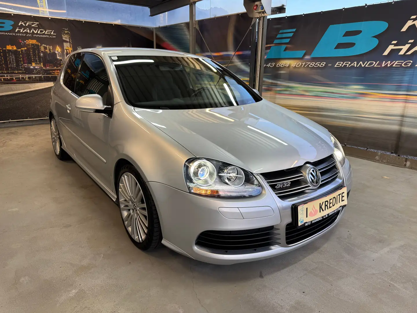 Volkswagen Golf Golf R32 Grau - 1